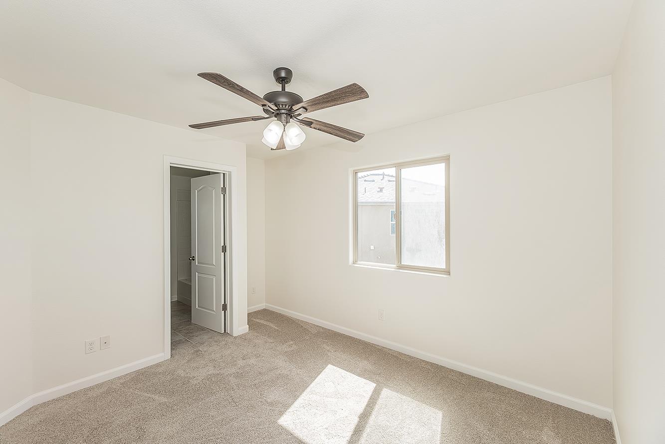 3113 Richert Ave, Clovis, CA 93619