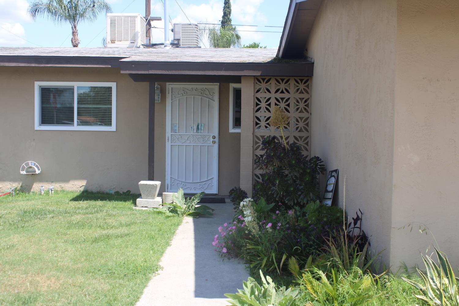 1312 N Gowdy St, Visalia, CA 93292