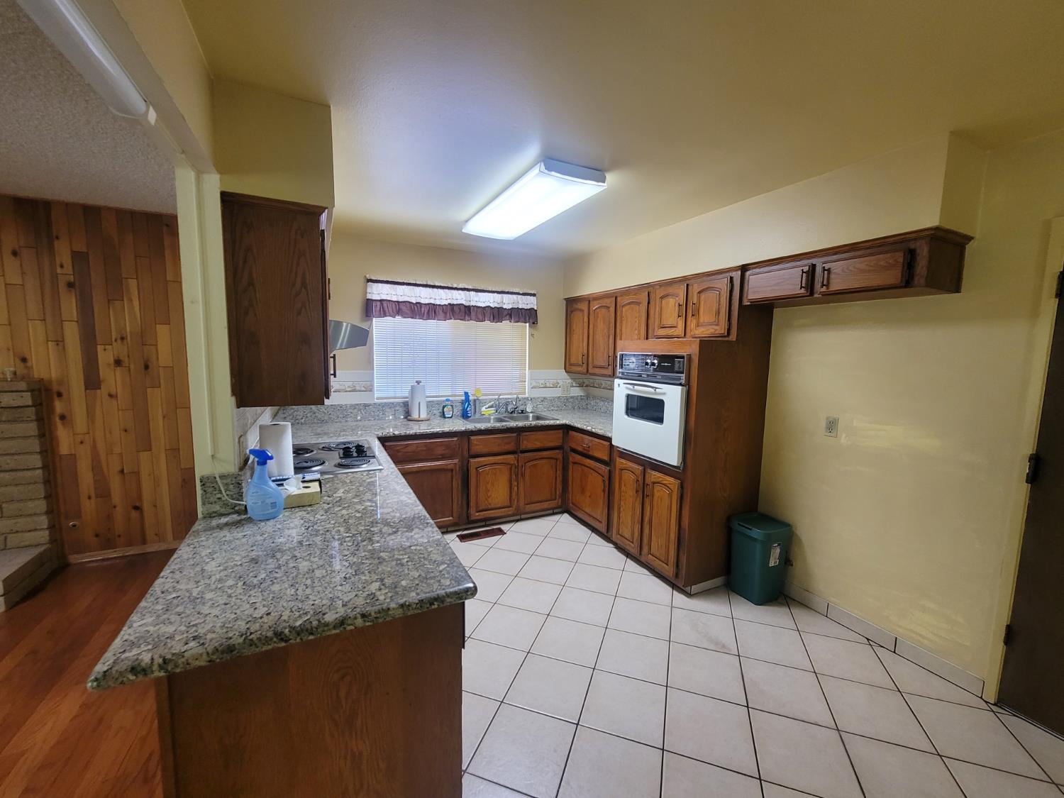 6166 N Blosser Ave, Fresno, CA 93711
