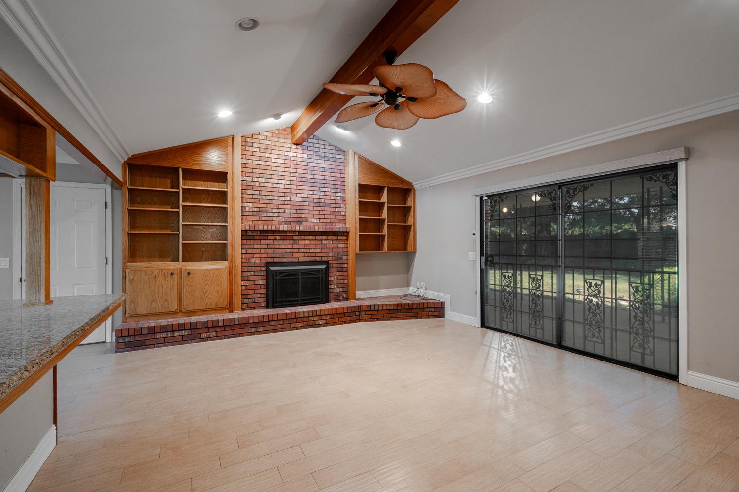 5156 W Minarets Ave, Fresno, CA 93722