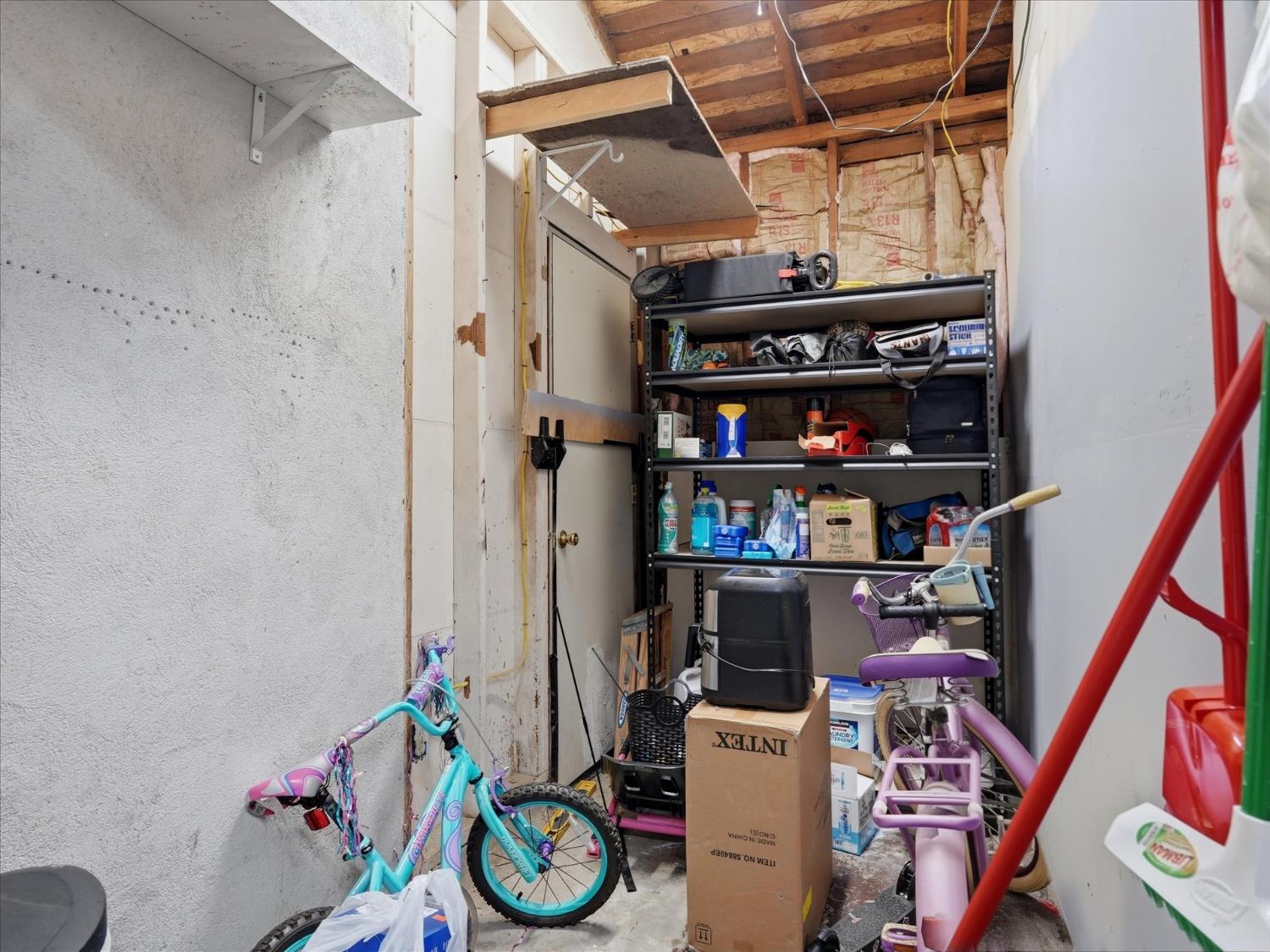 649 W Ashcroft Ave, Clovis, CA 93612