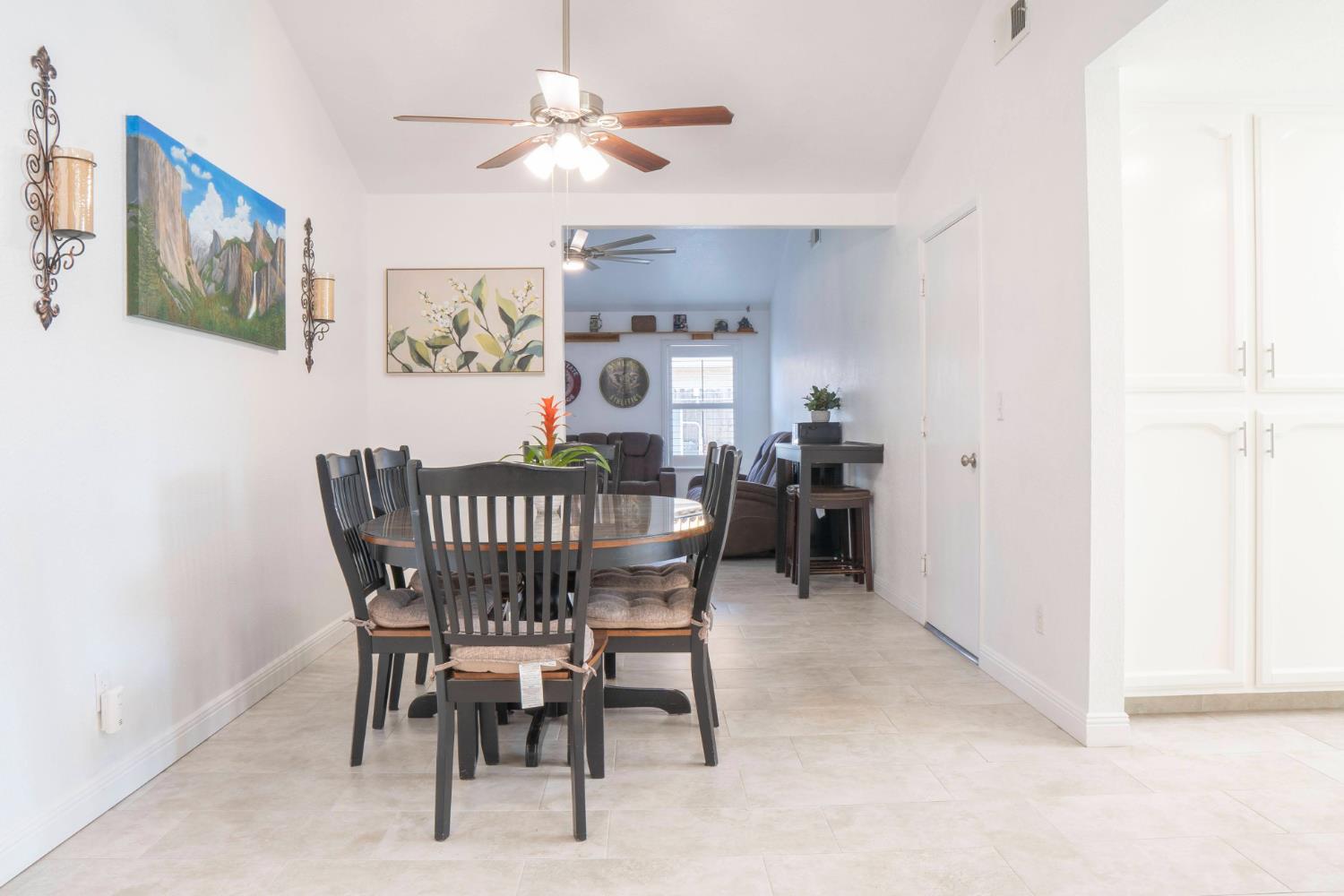 121 Magnolia Ave, Clovis, CA 93611