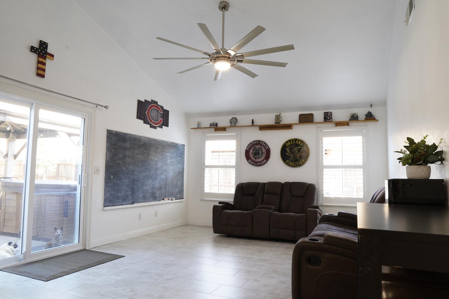 121 Magnolia Ave, Clovis, CA 93611