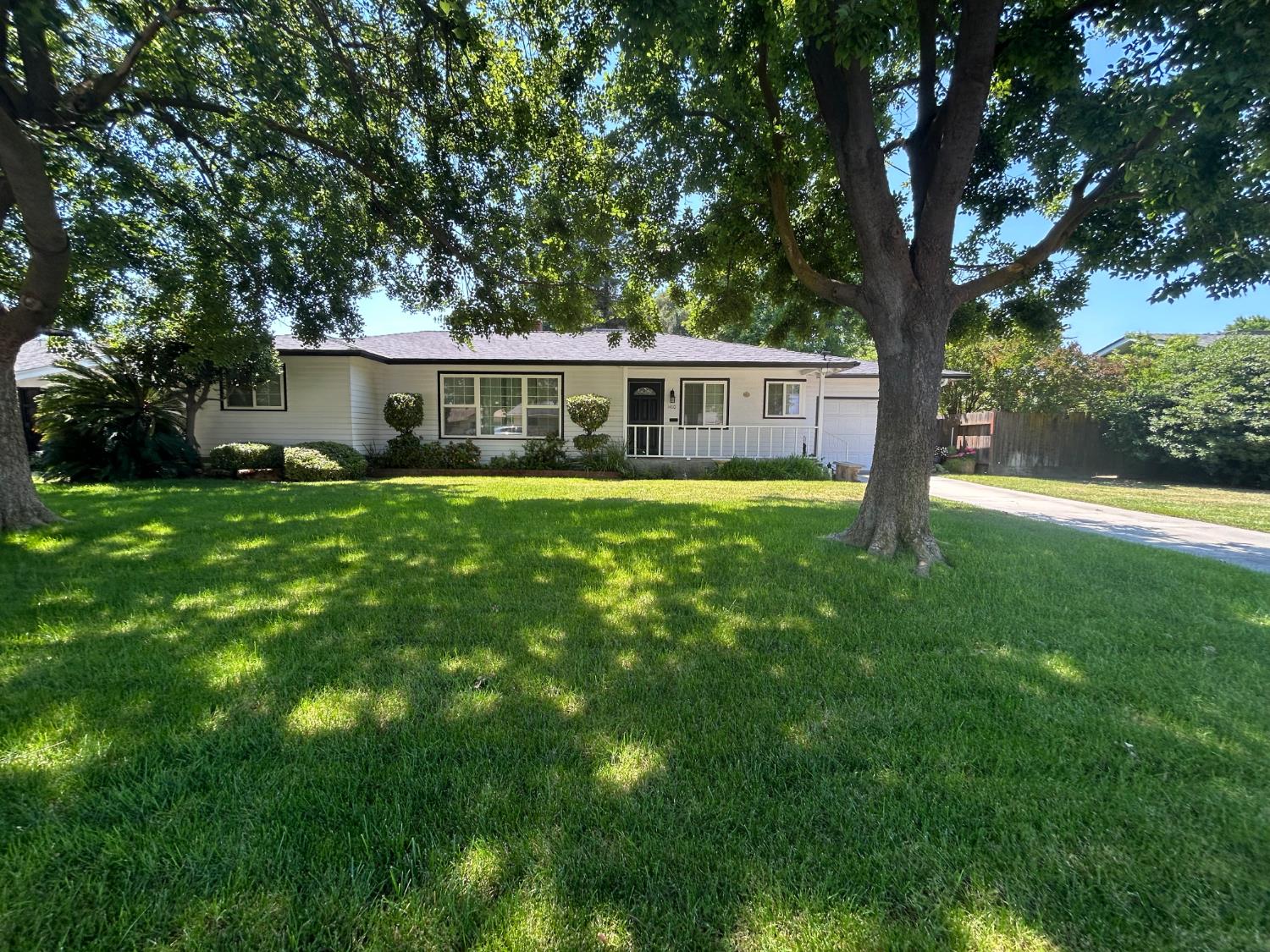 1410 Winter St, Kingsburg, CA 93631