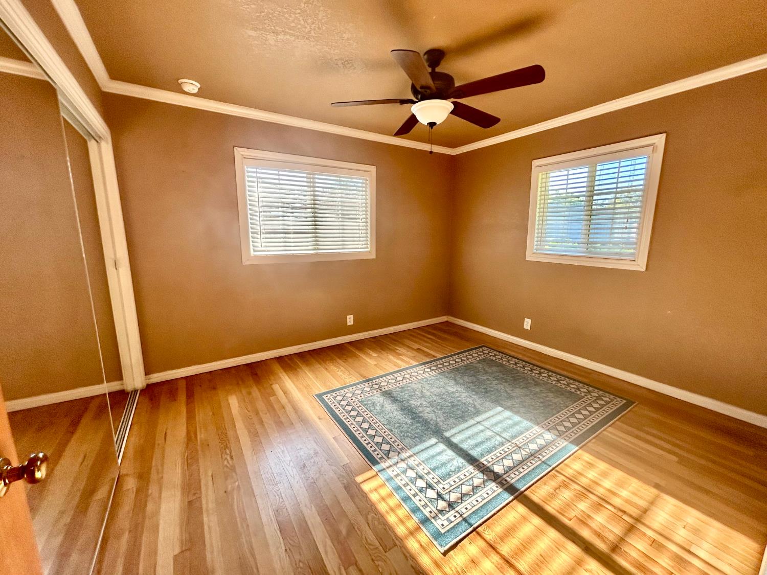 1410 Winter St, Kingsburg, CA 93631