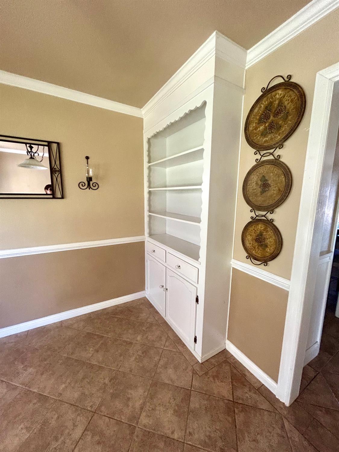 1410 Winter St, Kingsburg, CA 93631