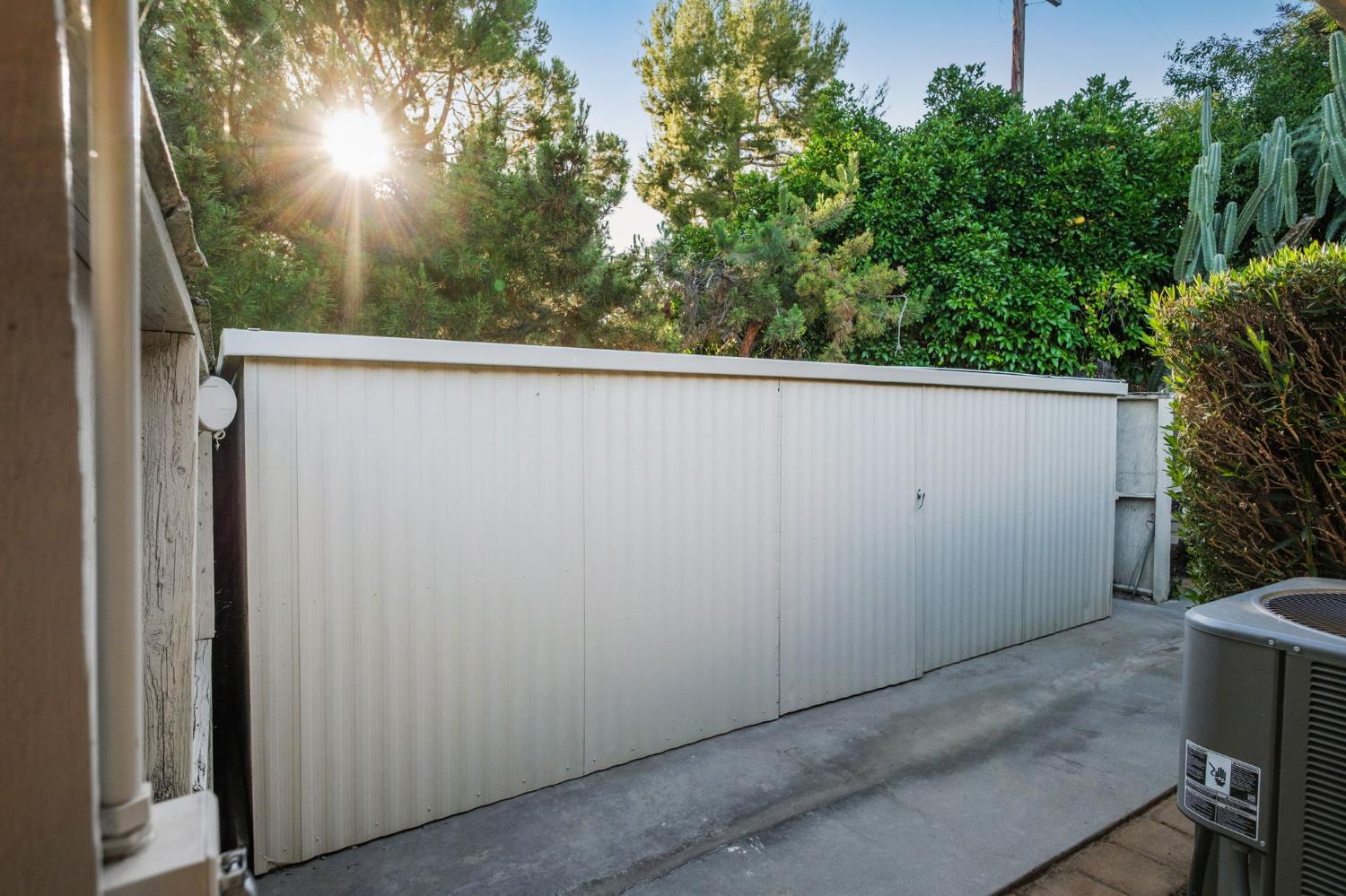 5306 N Sequoia Dr, Fresno, CA 93711