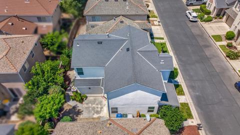 714 W Riviera Ln, Clovis, CA 93619