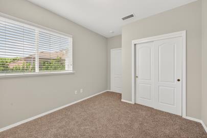 714 W Riviera Ln, Clovis, CA 93619