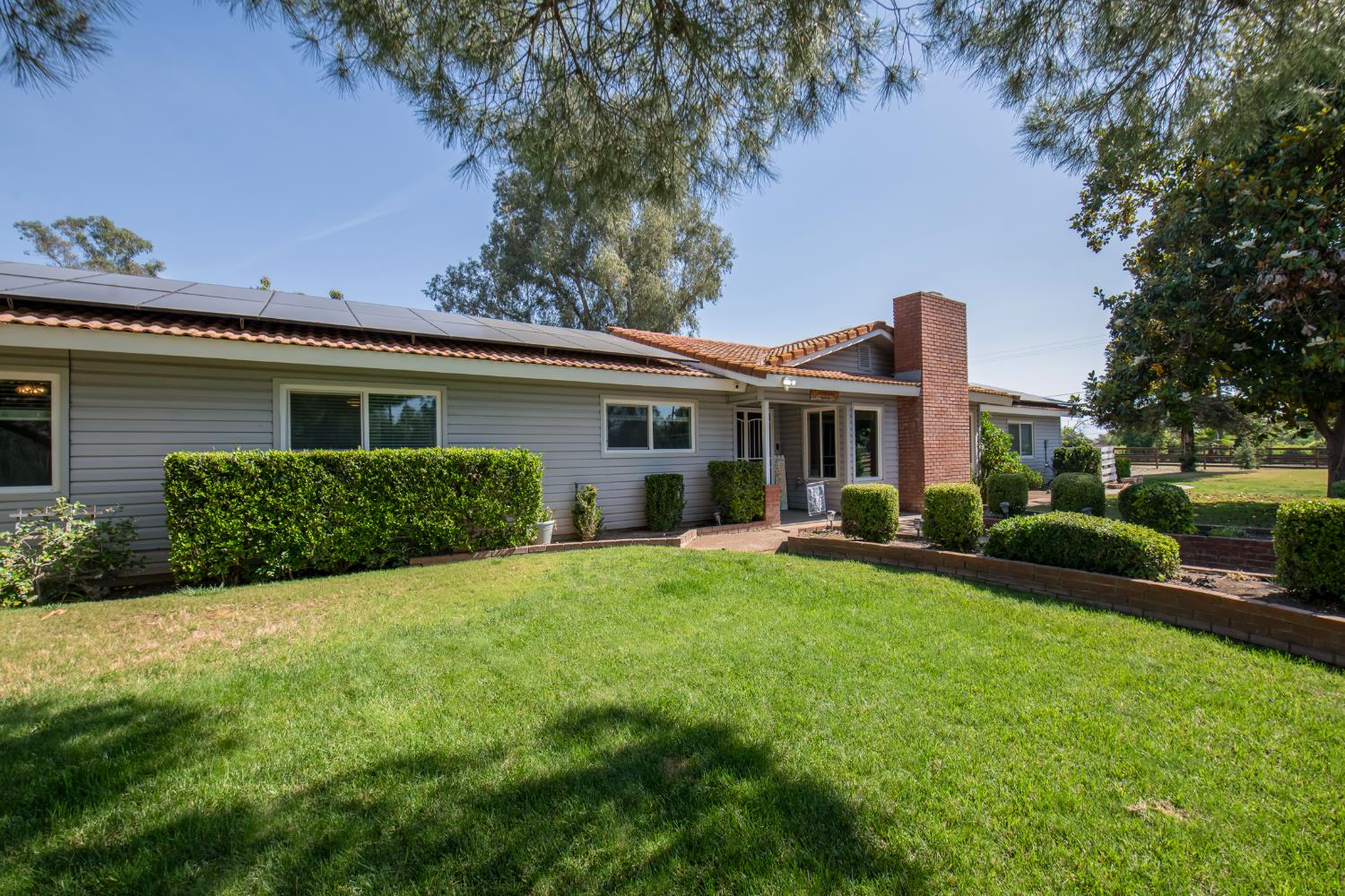 37715 Cloverleaf Ave, Madera, CA 93636