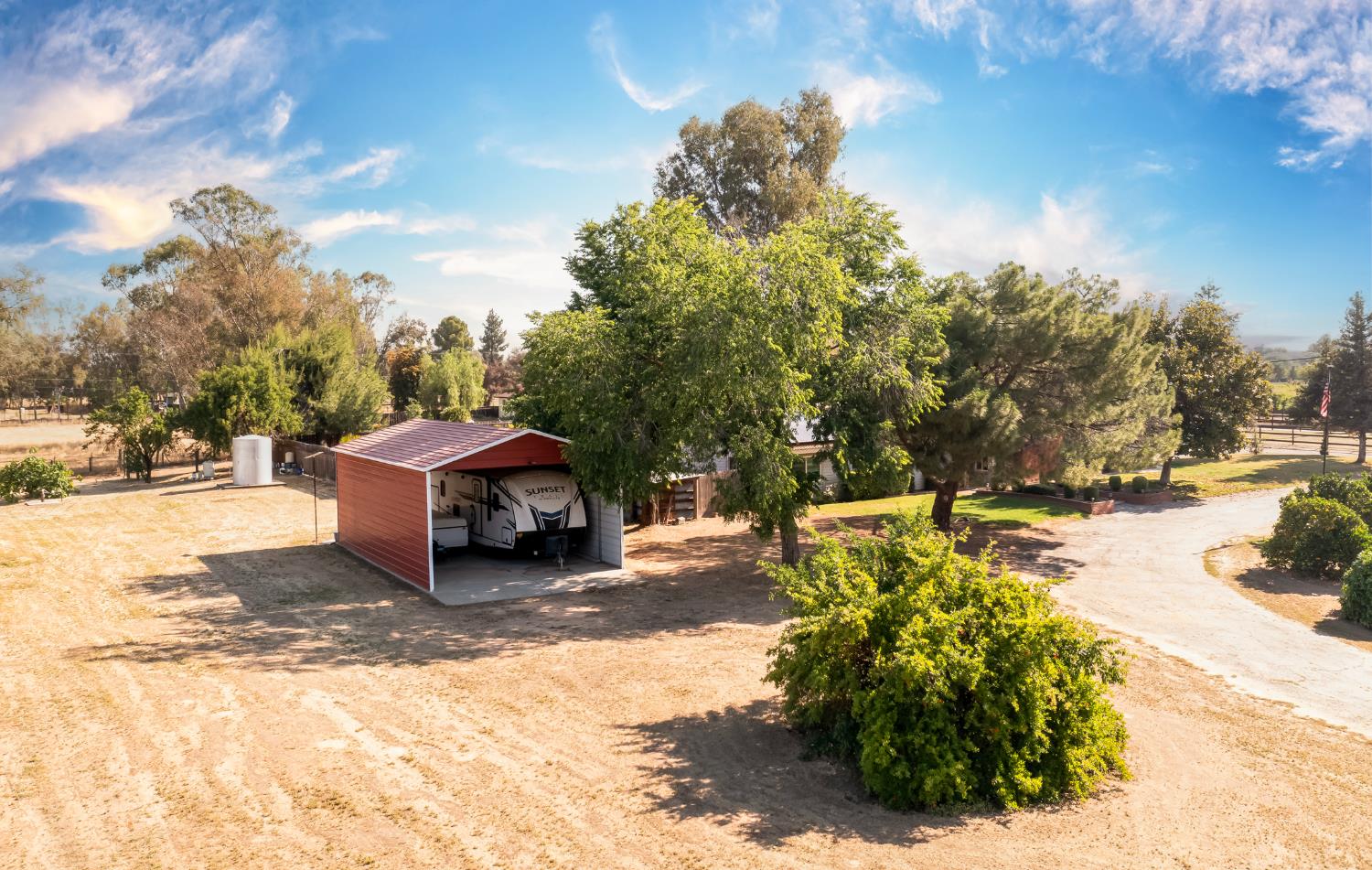 37715 Cloverleaf Ave, Madera, CA 93636