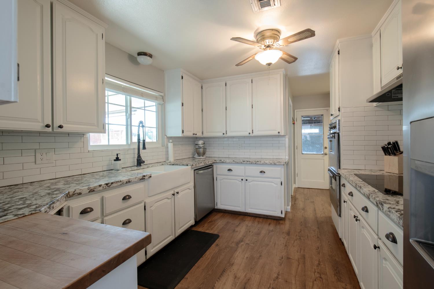 37715 Cloverleaf Ave, Madera, CA 93636