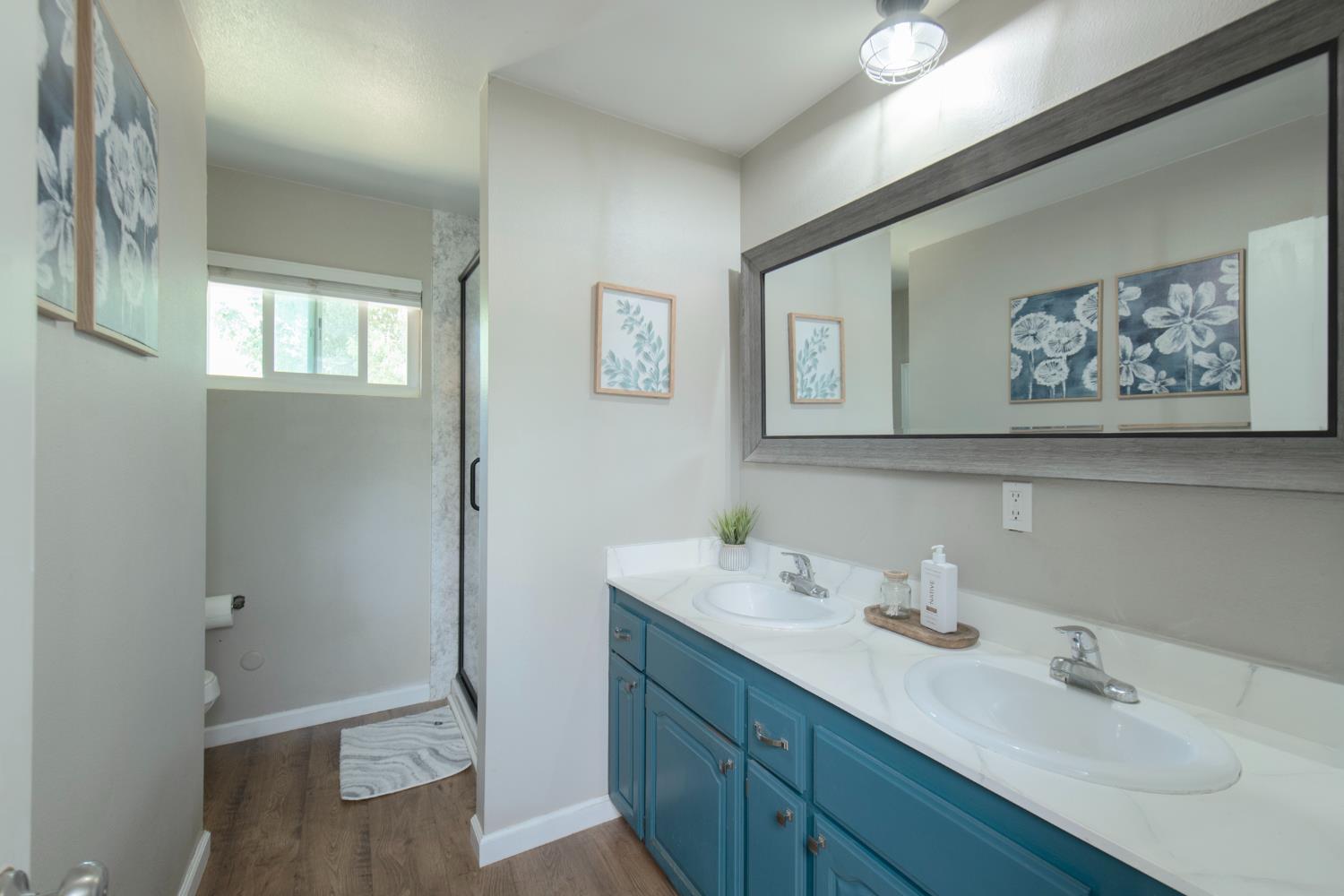 37715 Cloverleaf Ave, Madera, CA 93636