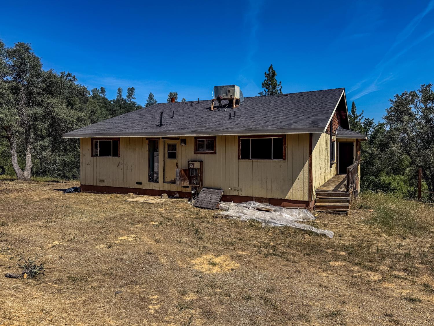 5723 Colorado Rd, Mariposa, CA 95338