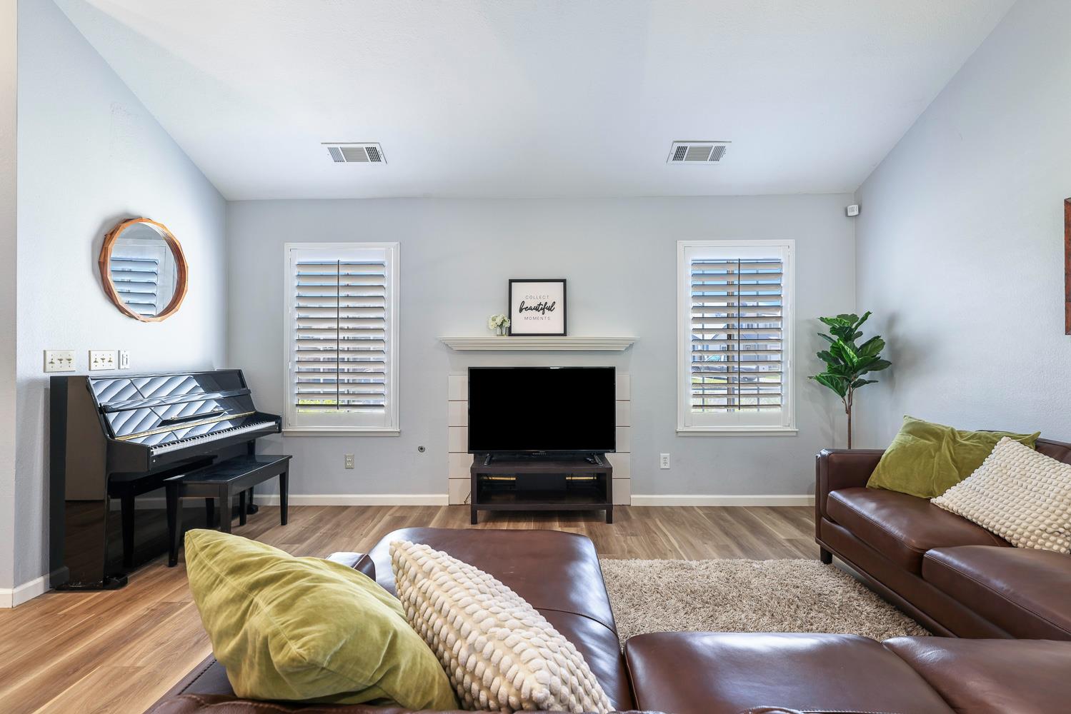 8735 N Cedar Ave #109, Fresno, CA 93720