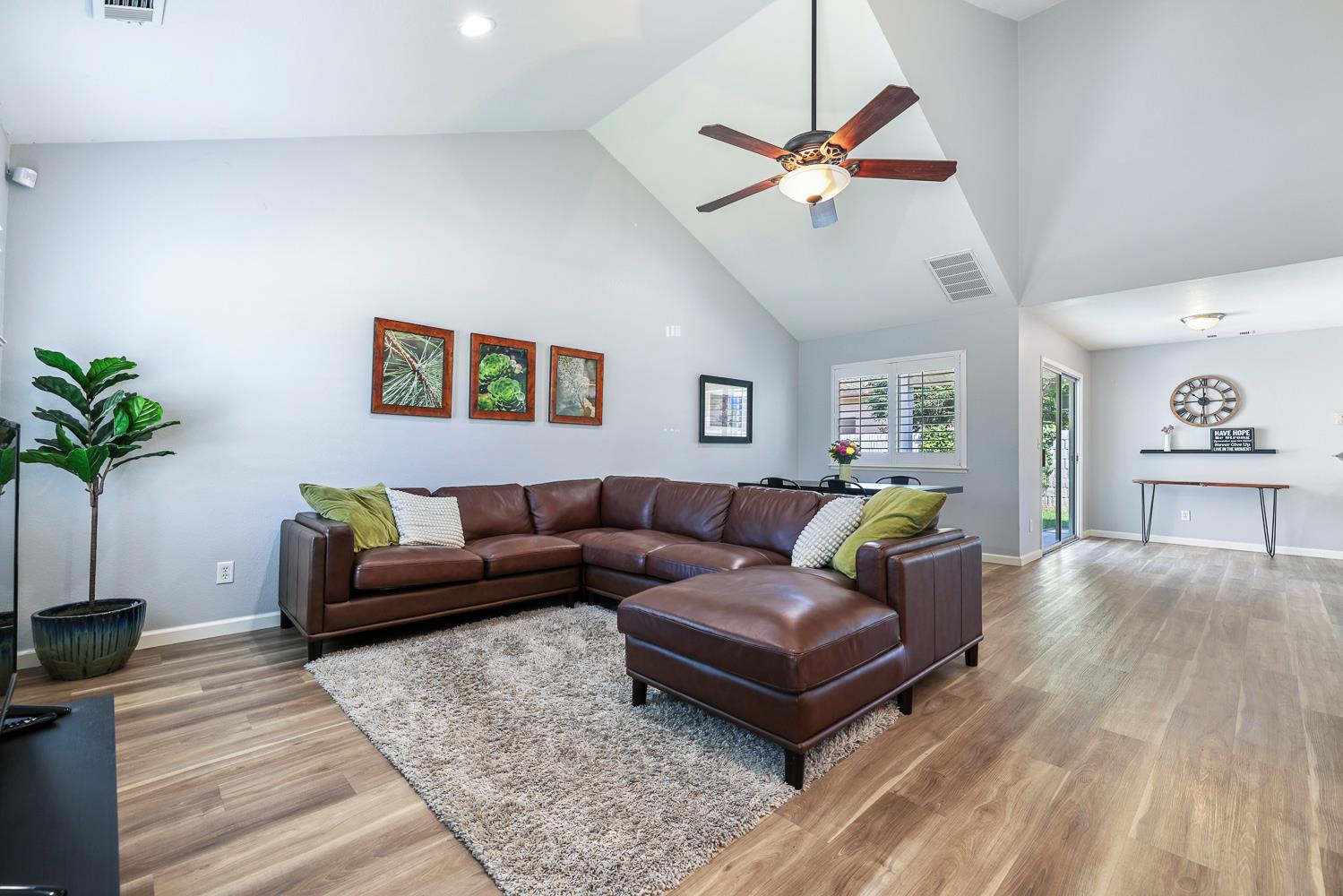 8735 N Cedar Ave #109, Fresno, CA 93720