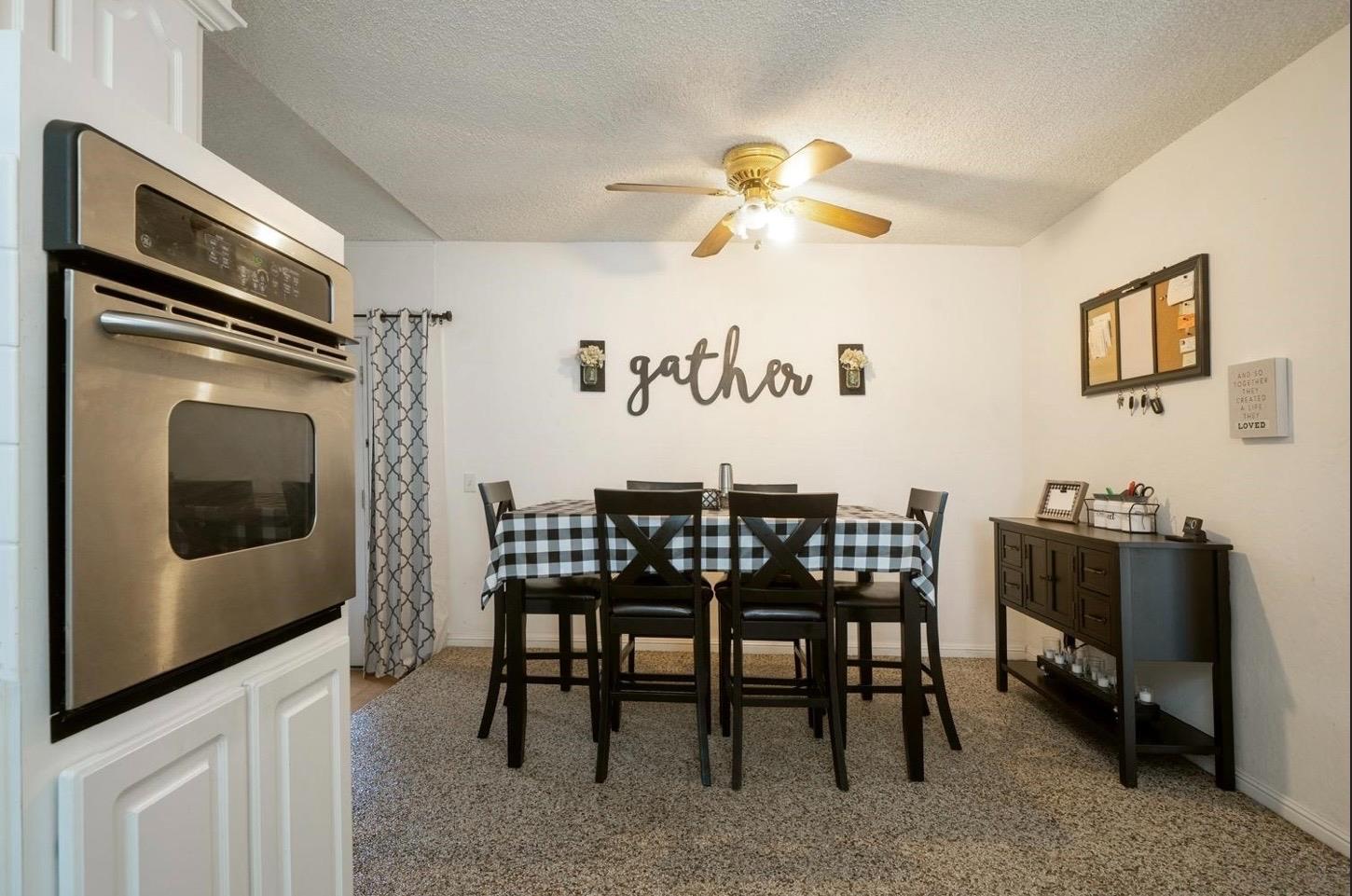 1725 Fairmont Ave, Clovis, CA 93611