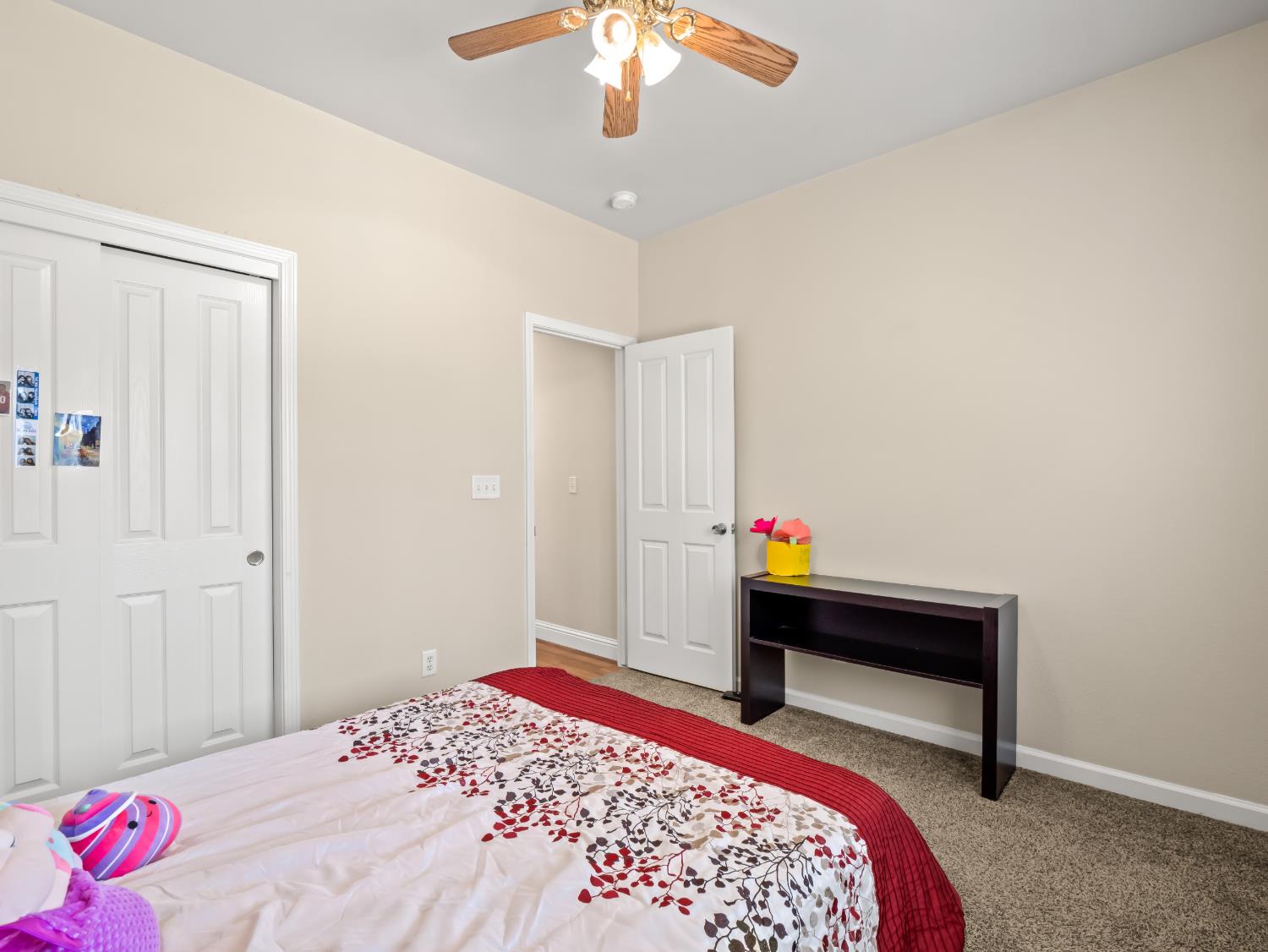 6249 W Dovewood Ln, Fresno, CA 93723