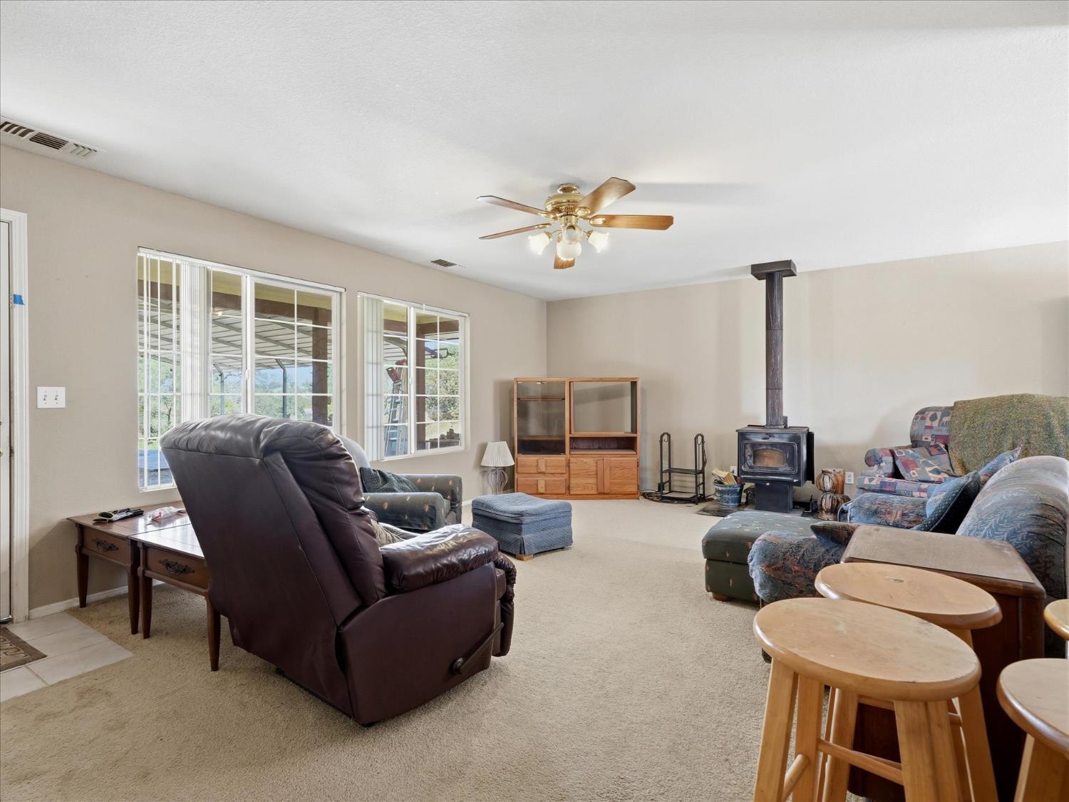 37494 Eagle Dr, Raymond, CA 93653