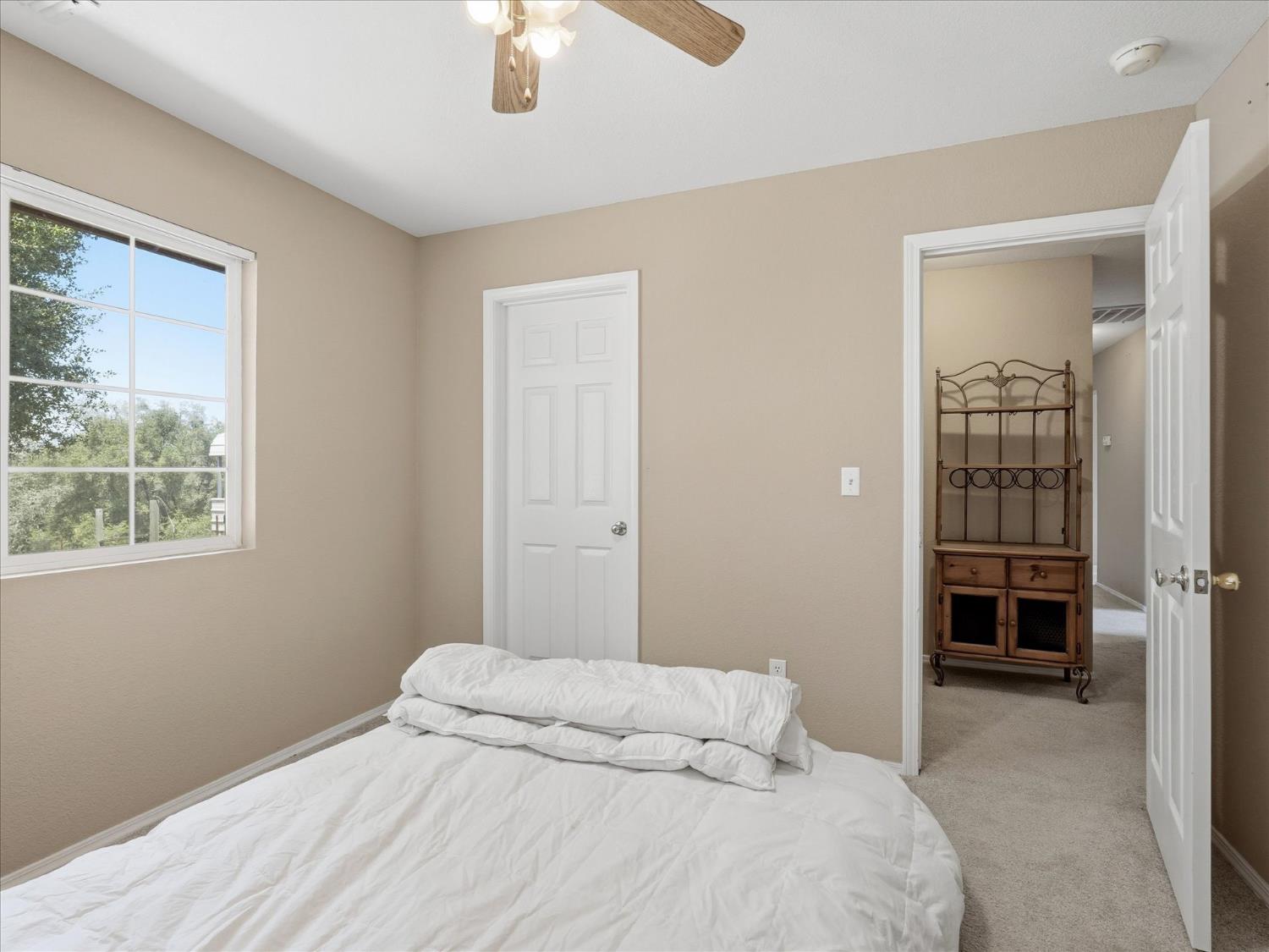 37494 Eagle Dr, Raymond, CA 93653