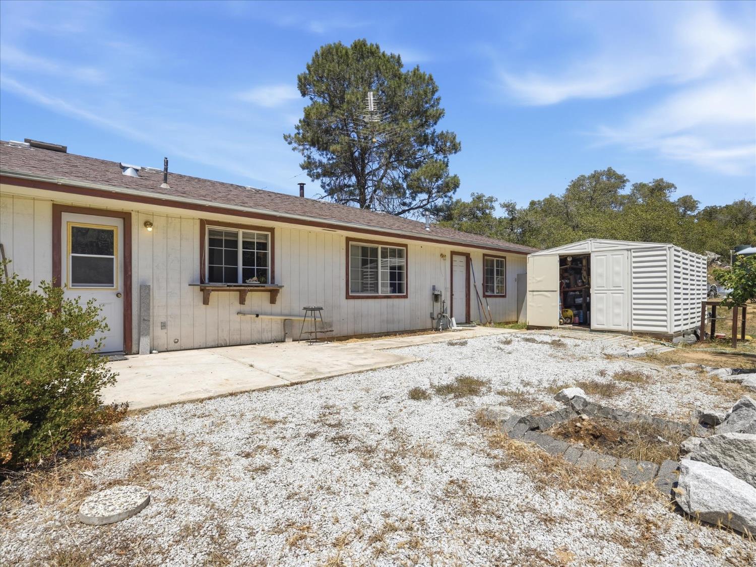 37494 Eagle Dr, Raymond, CA 93653