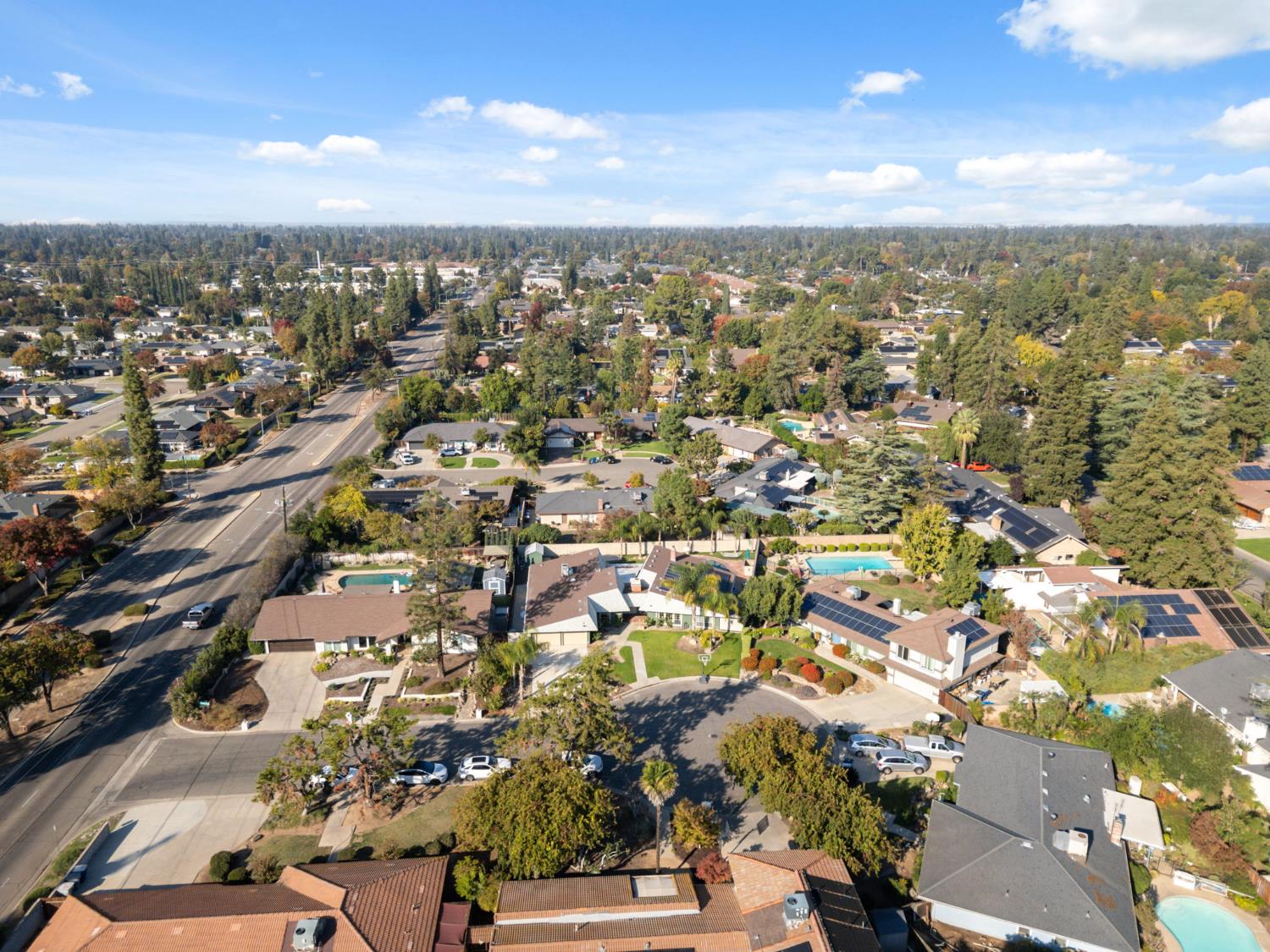 2778 W Robinwood Ln, Fresno, CA 93711
