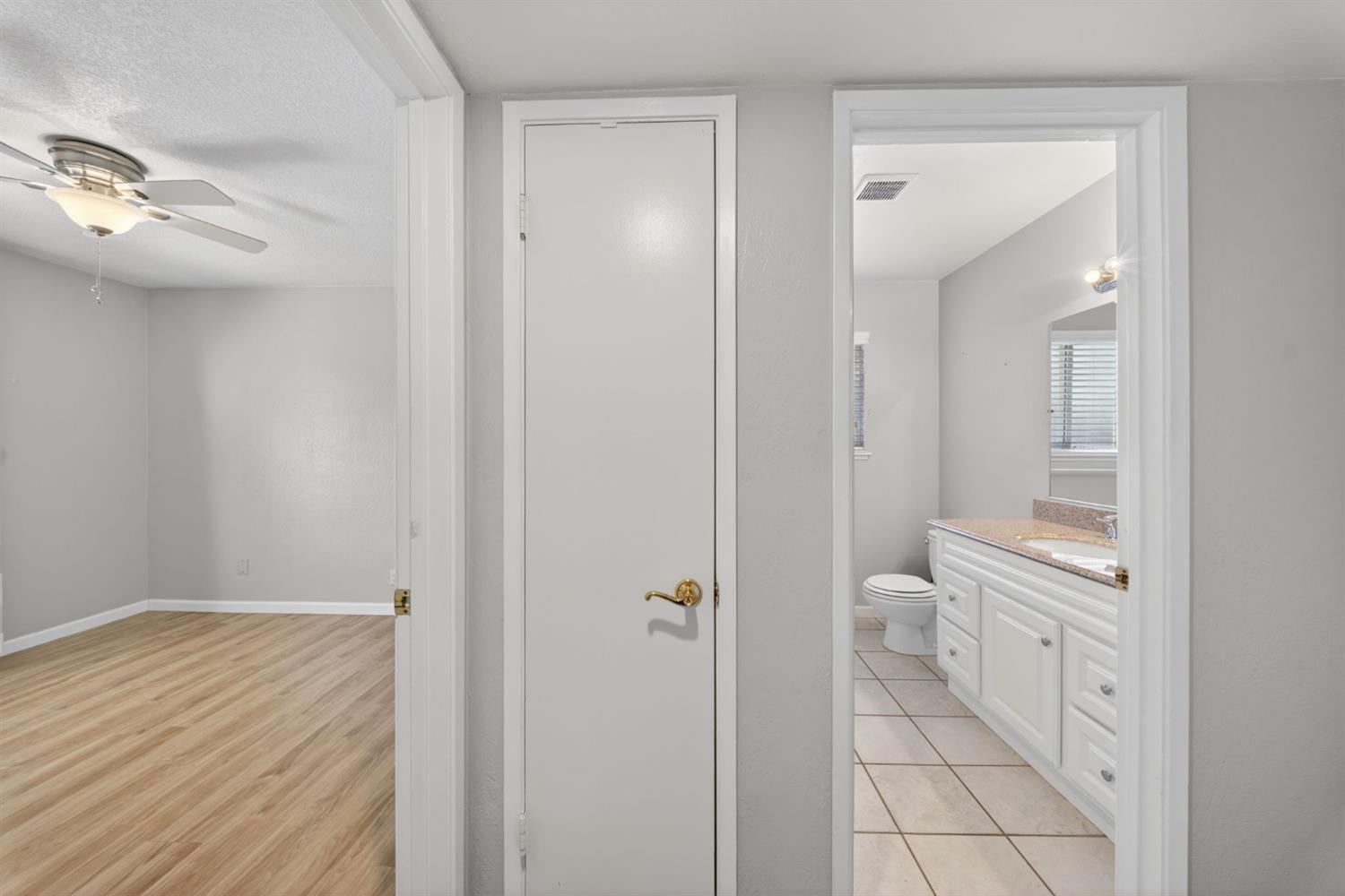 1091 Stanford Ave, Clovis, CA 93611