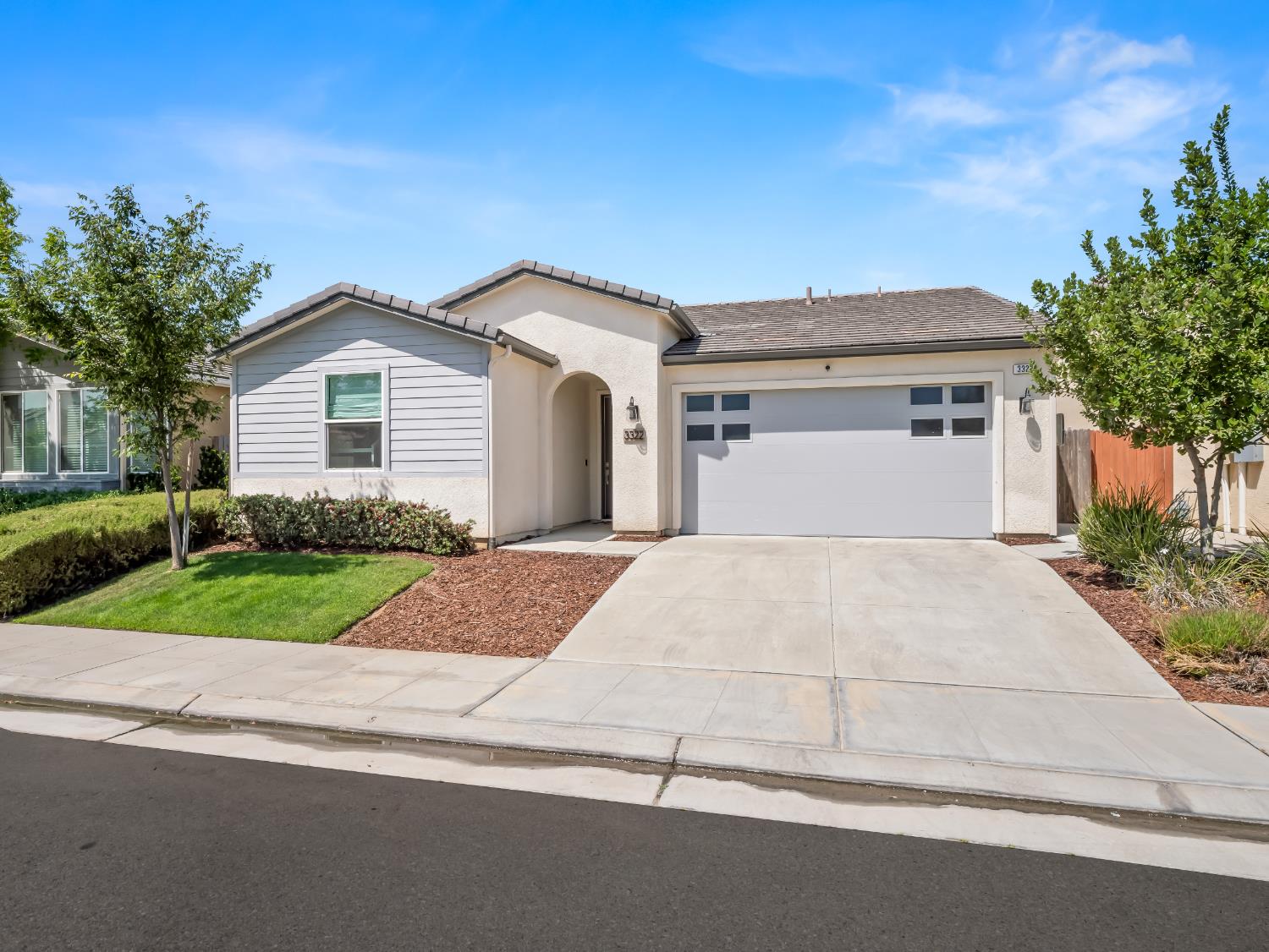 3322 Hermosa Ave, Clovis, CA 93619