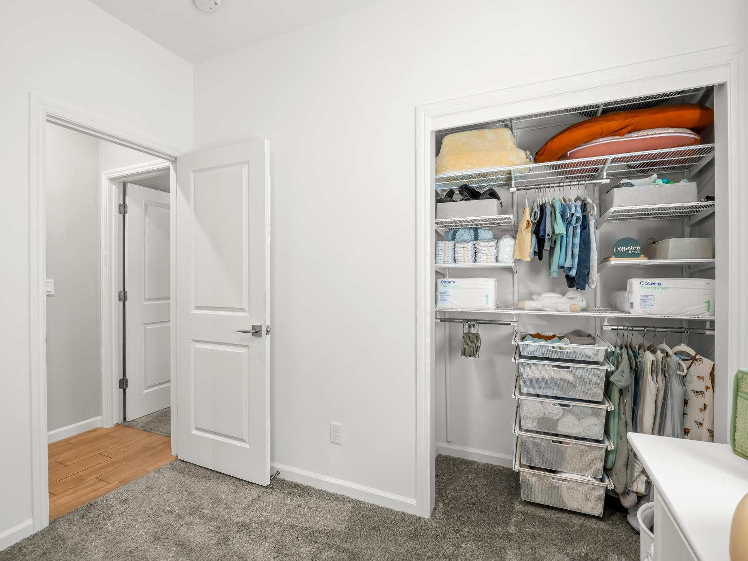3322 Hermosa Ave, Clovis, CA 93619