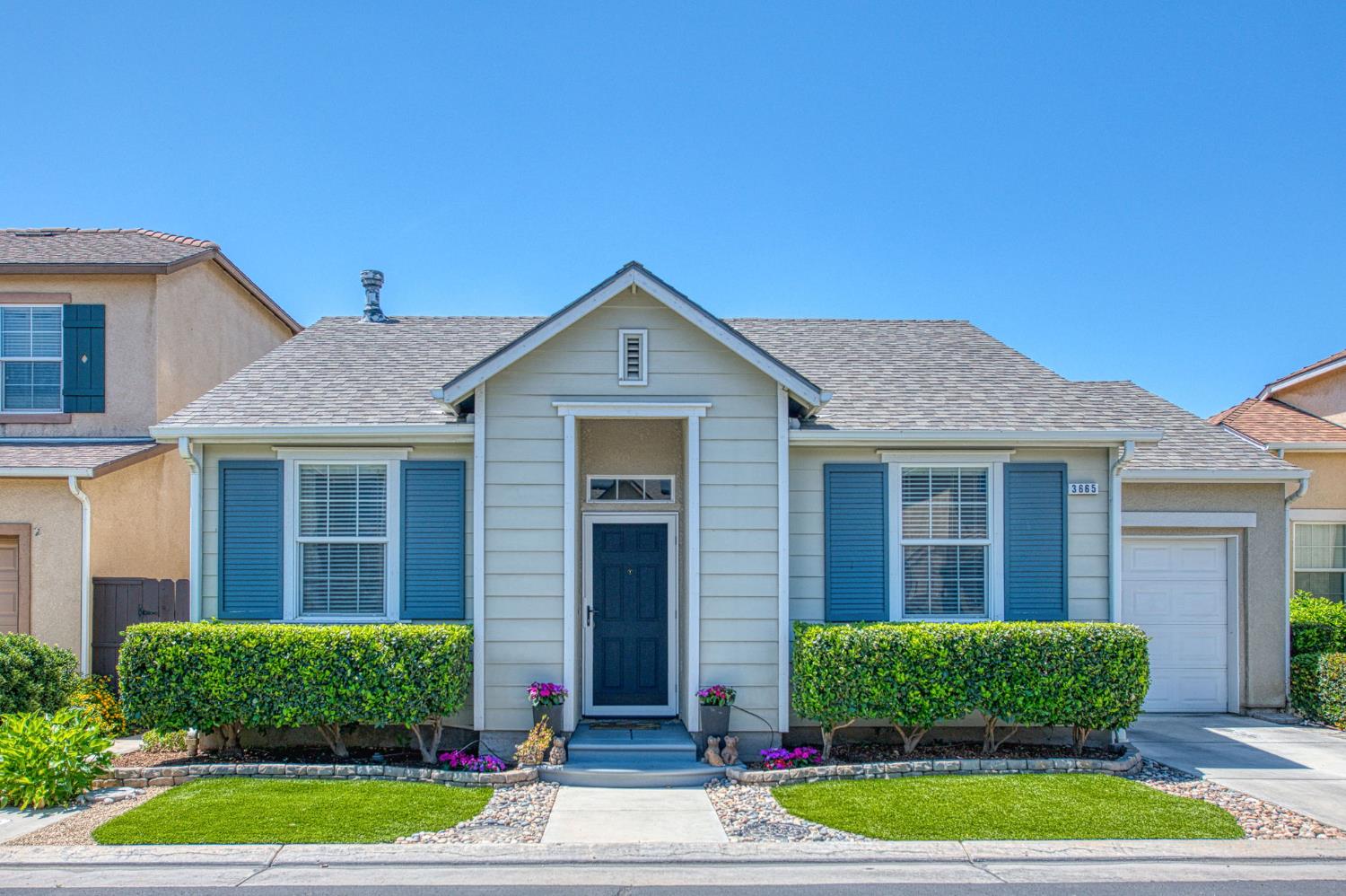 3665 W Black Walnut Ln, Fresno, CA 93711