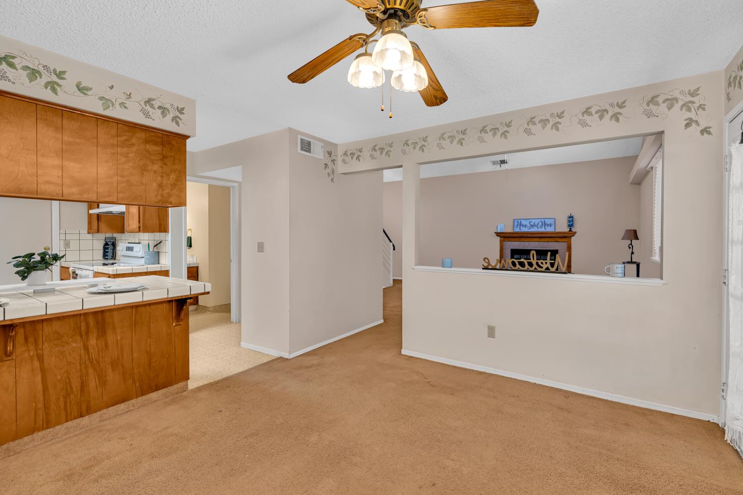 1241 Warkentin St, Kingsburg, CA 93631