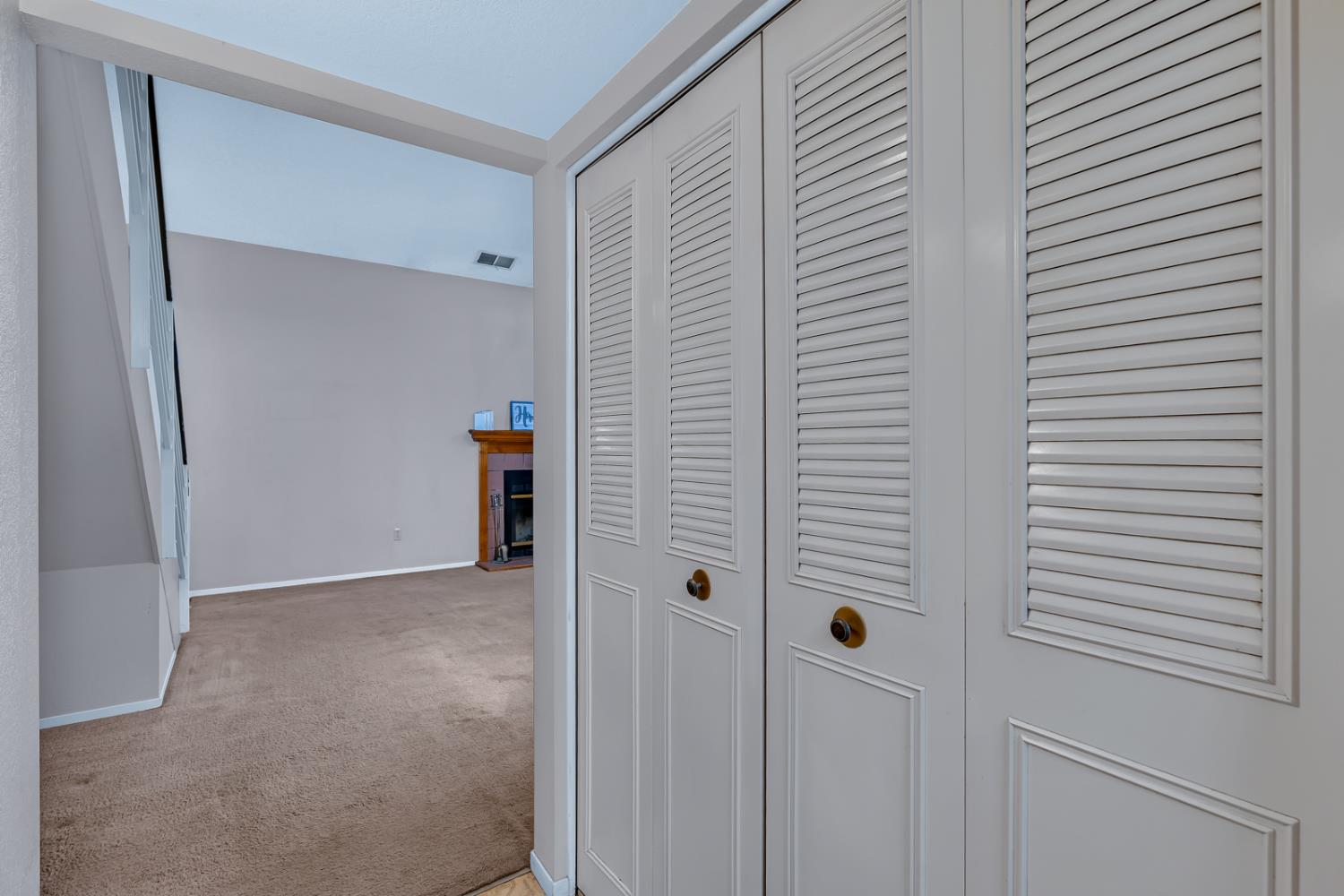 1241 Warkentin St, Kingsburg, CA 93631