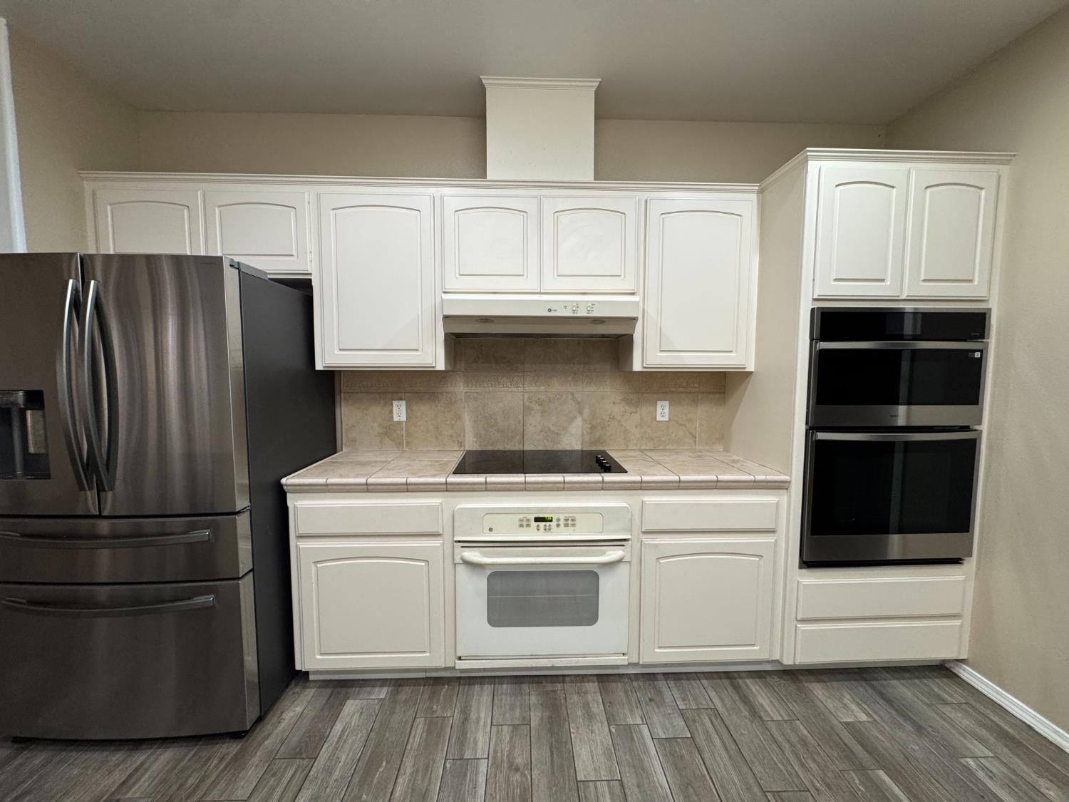 1656 Camino Ln, Madera, CA 93637