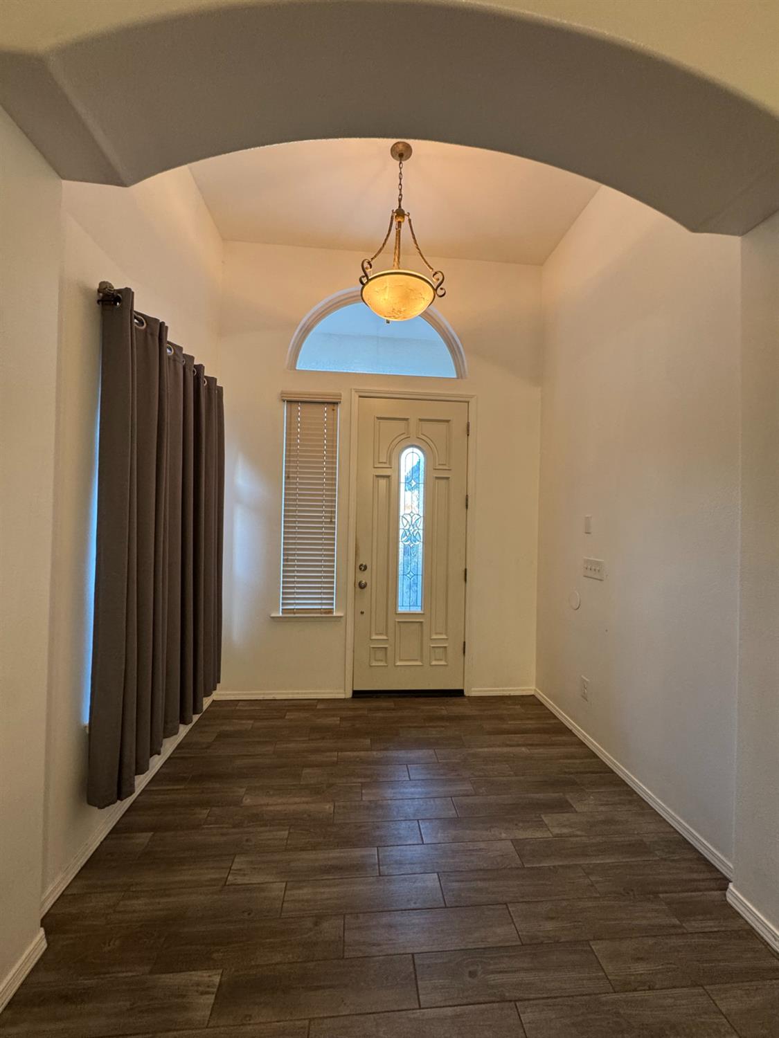 1656 Camino Ln, Madera, CA 93637