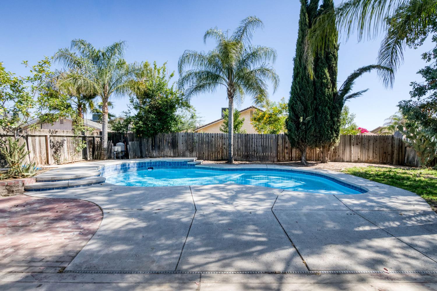 2929 W Sinclair St, Caruthers, CA 93609