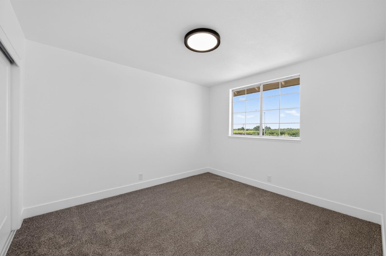 2929 W Sinclair St, Caruthers, CA 93609