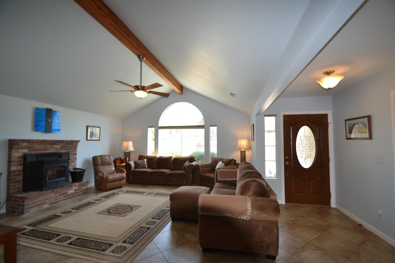 7221 Lupine Dr, Sanger, CA 93657
