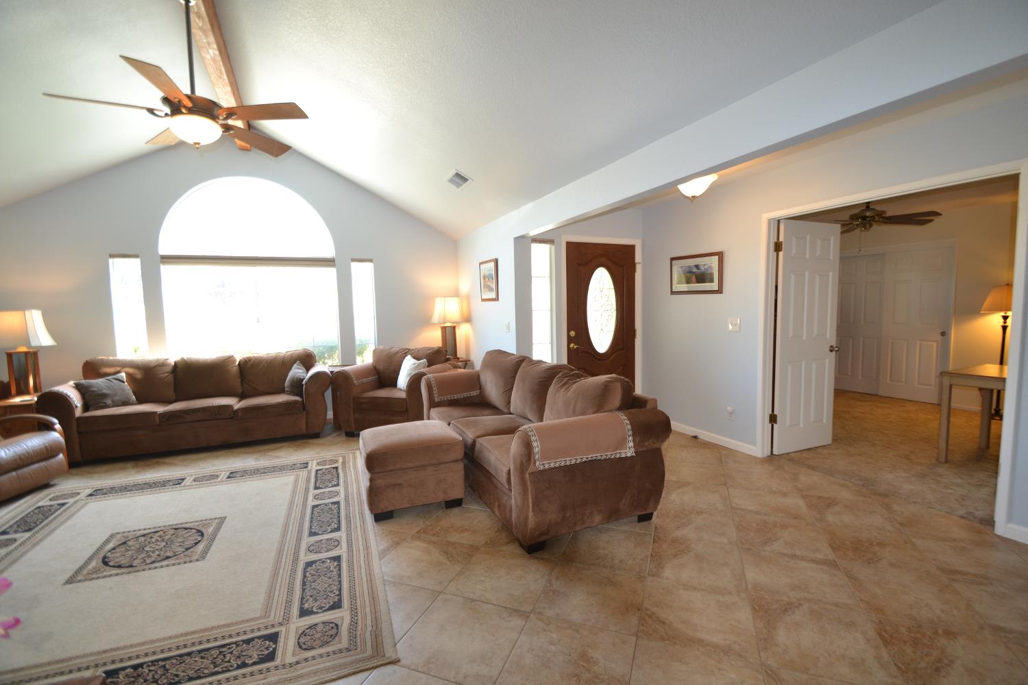 7221 Lupine Dr, Sanger, CA 93657