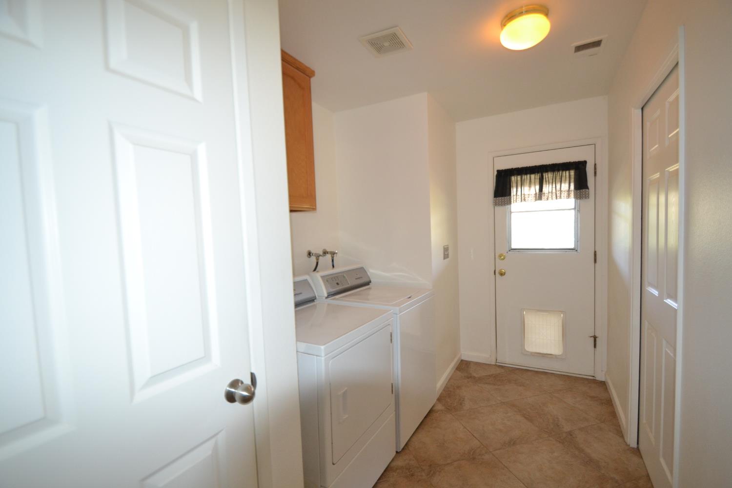 7221 Lupine Dr, Sanger, CA 93657