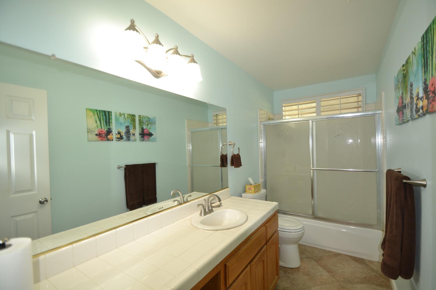 7221 Lupine Dr, Sanger, CA 93657