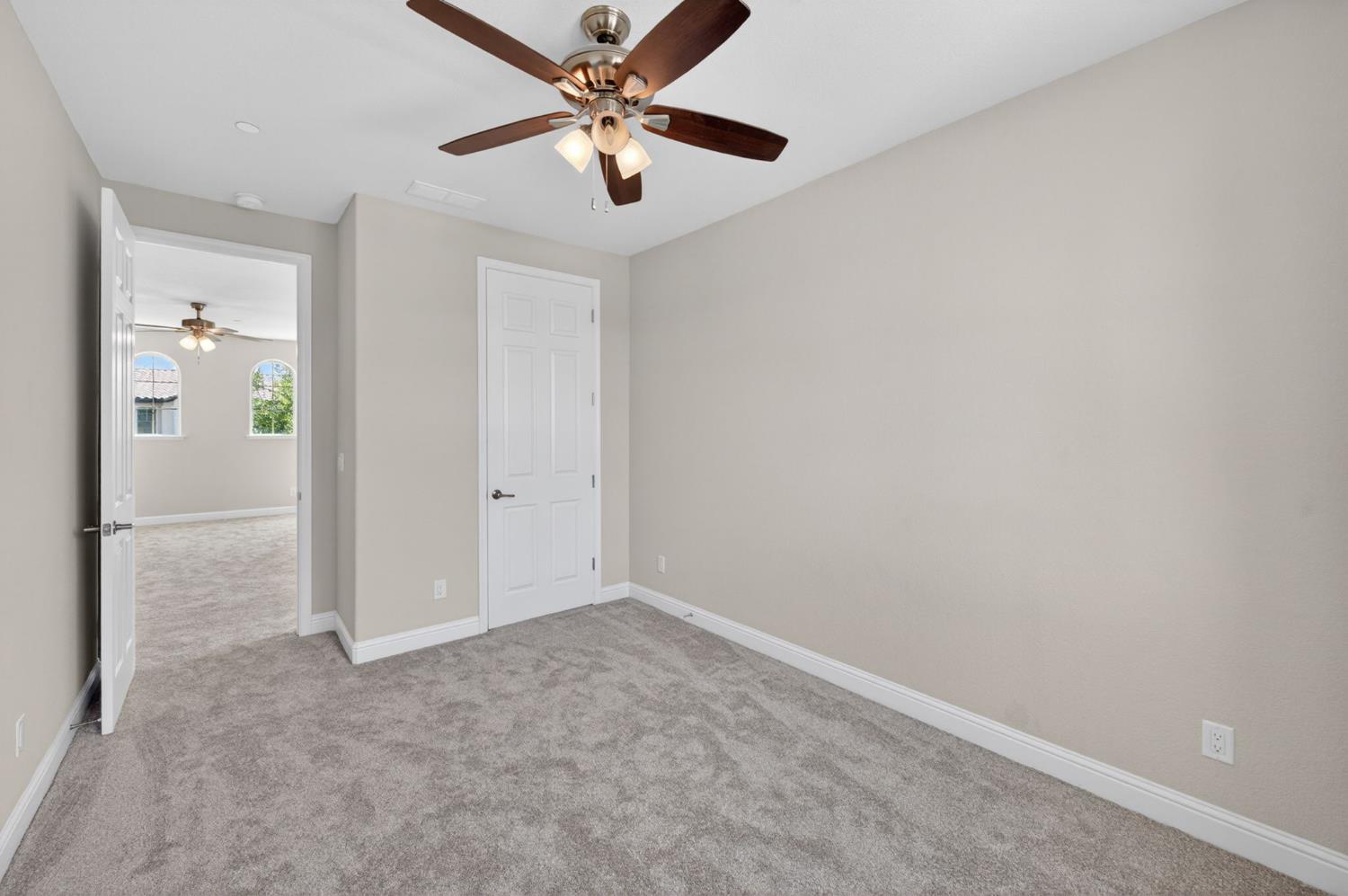 1634 E Autumn Sage Ave, Fresno, CA 93730