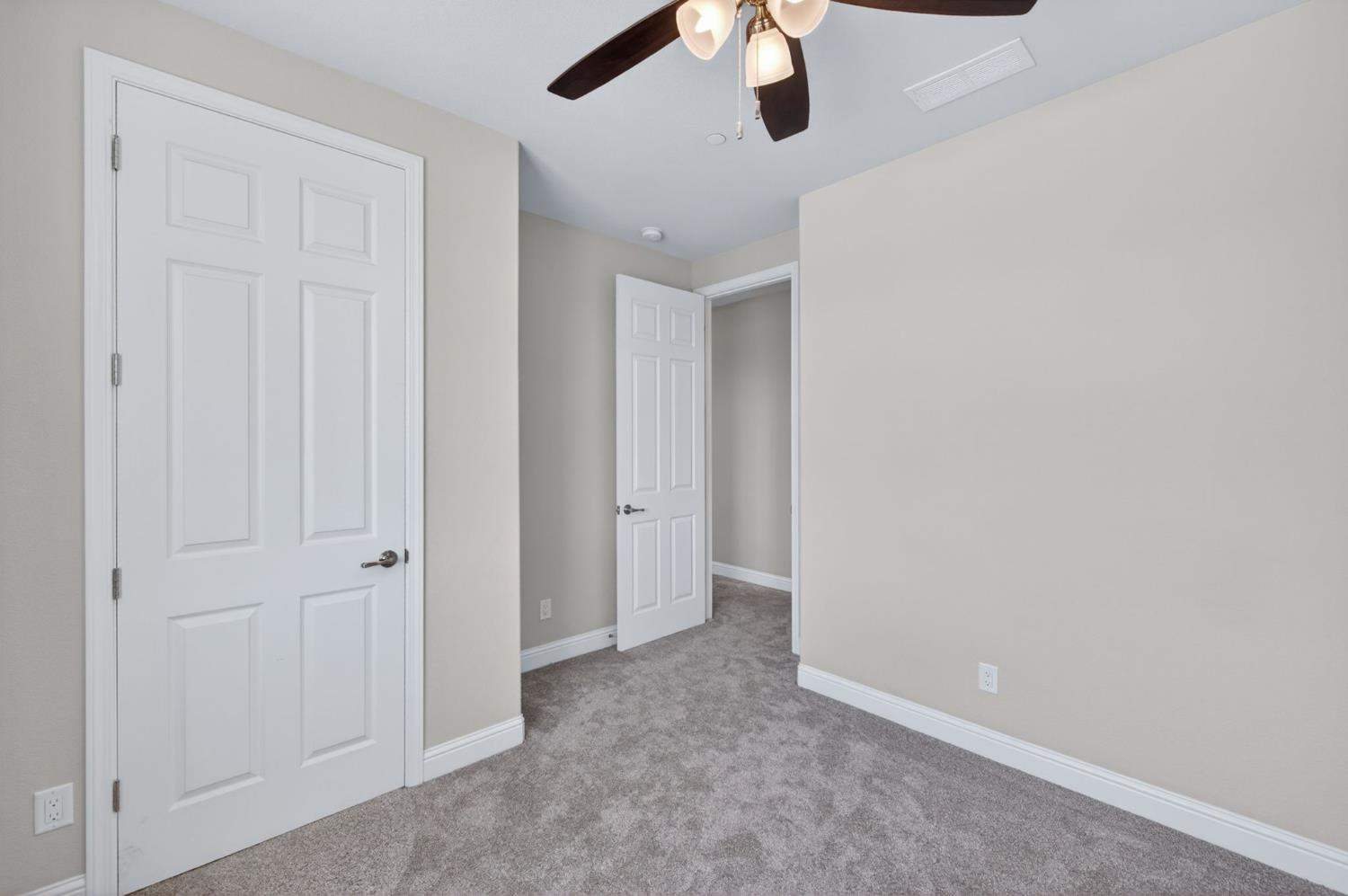 1634 E Autumn Sage Ave, Fresno, CA 93730