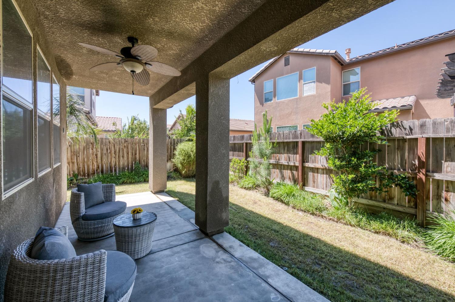 1634 E Autumn Sage Ave, Fresno, CA 93730