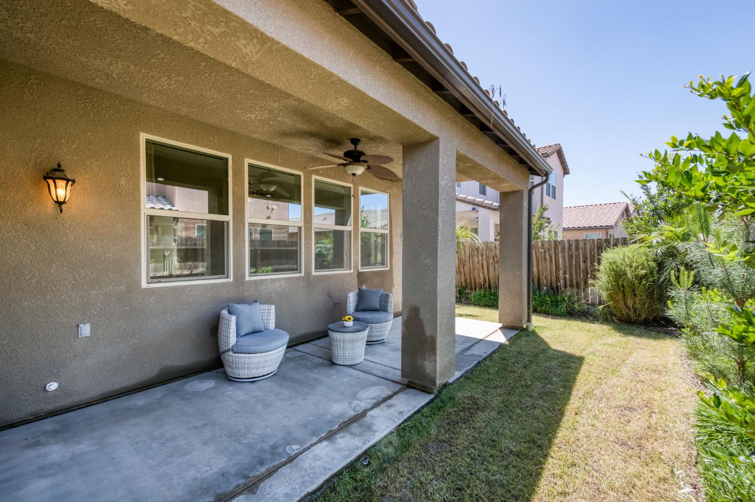 1634 E Autumn Sage Ave, Fresno, CA 93730