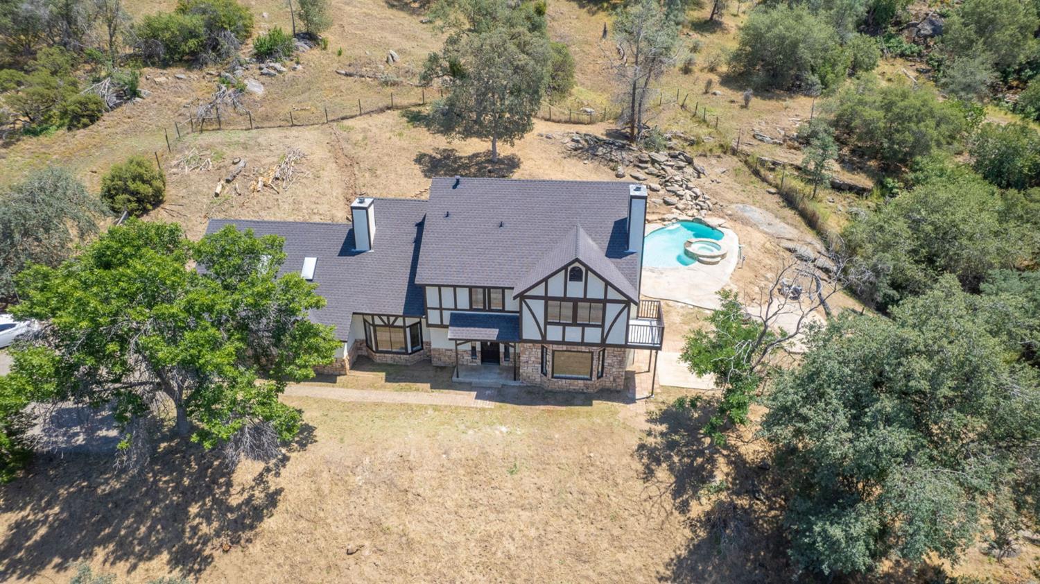 43326 Seminole Ct, Coarsegold, CA 93614