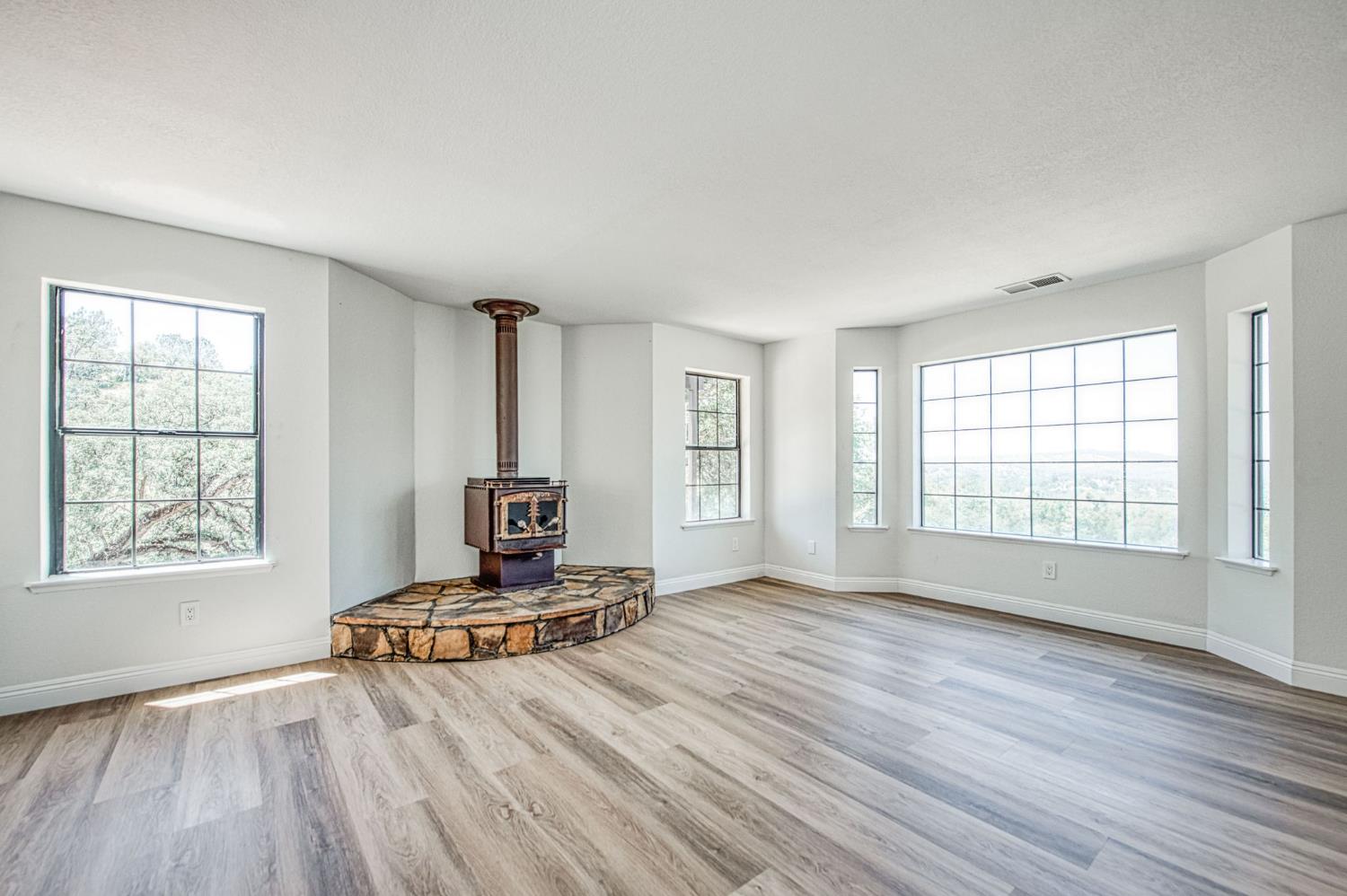 43326 Seminole Ct, Coarsegold, CA 93614