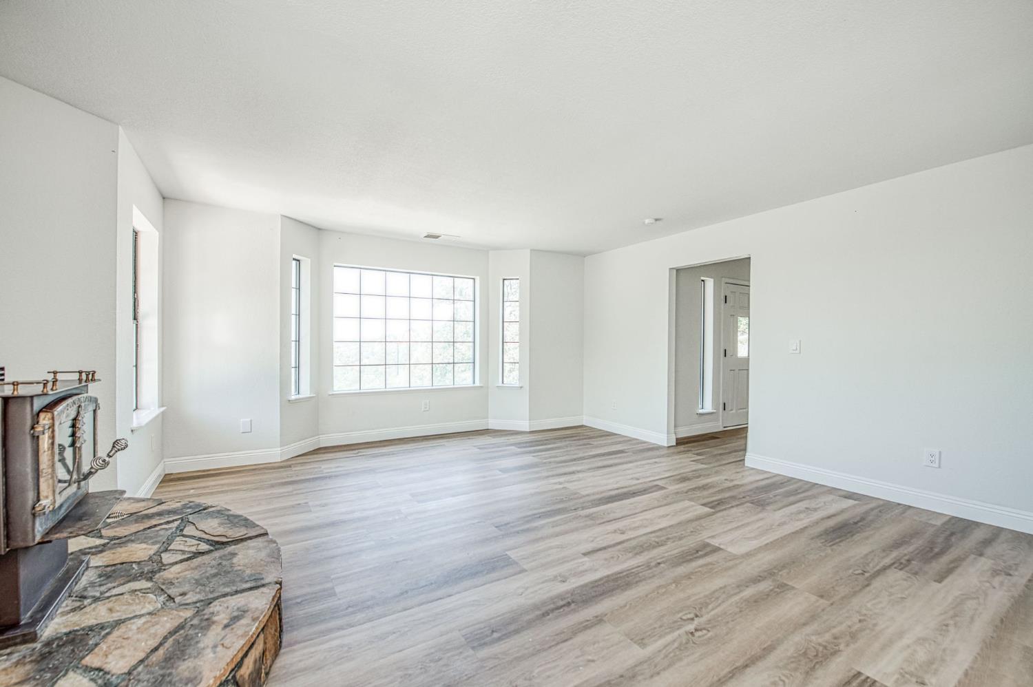 43326 Seminole Ct, Coarsegold, CA 93614