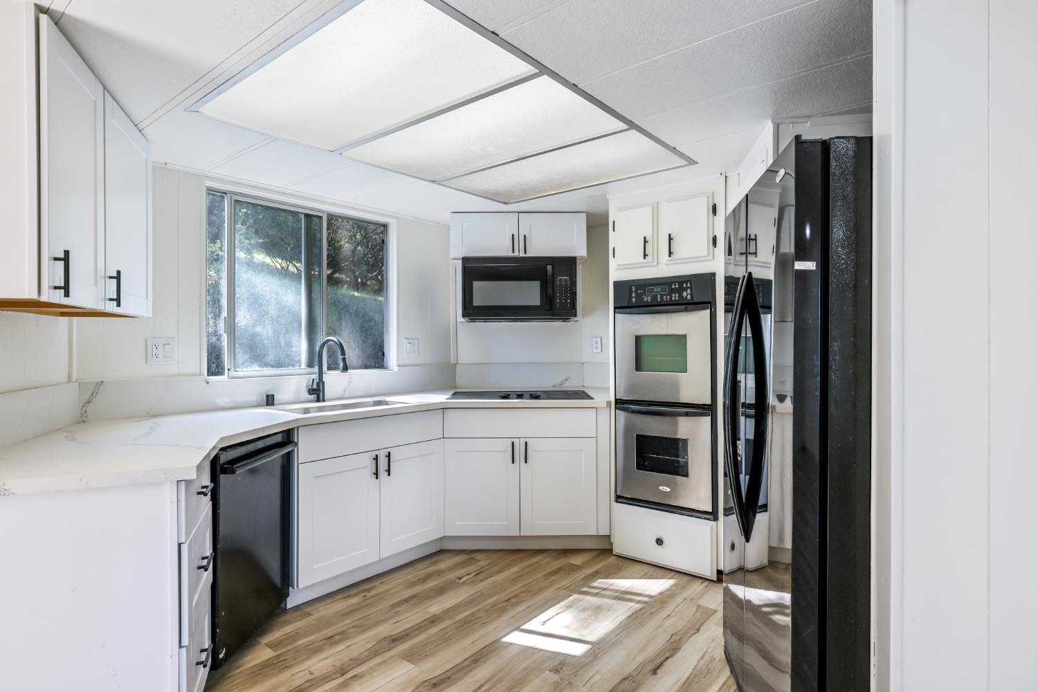 50707 Critter Creek Ln, Oakhurst, CA 93644