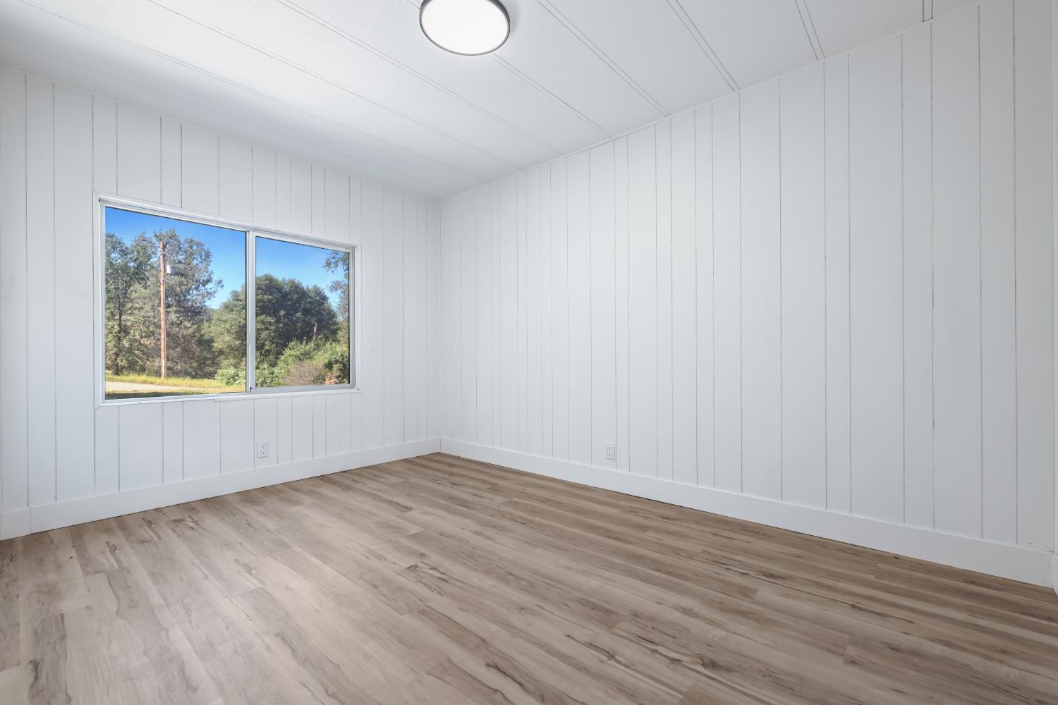 50707 Critter Creek Ln, Oakhurst, CA 93644