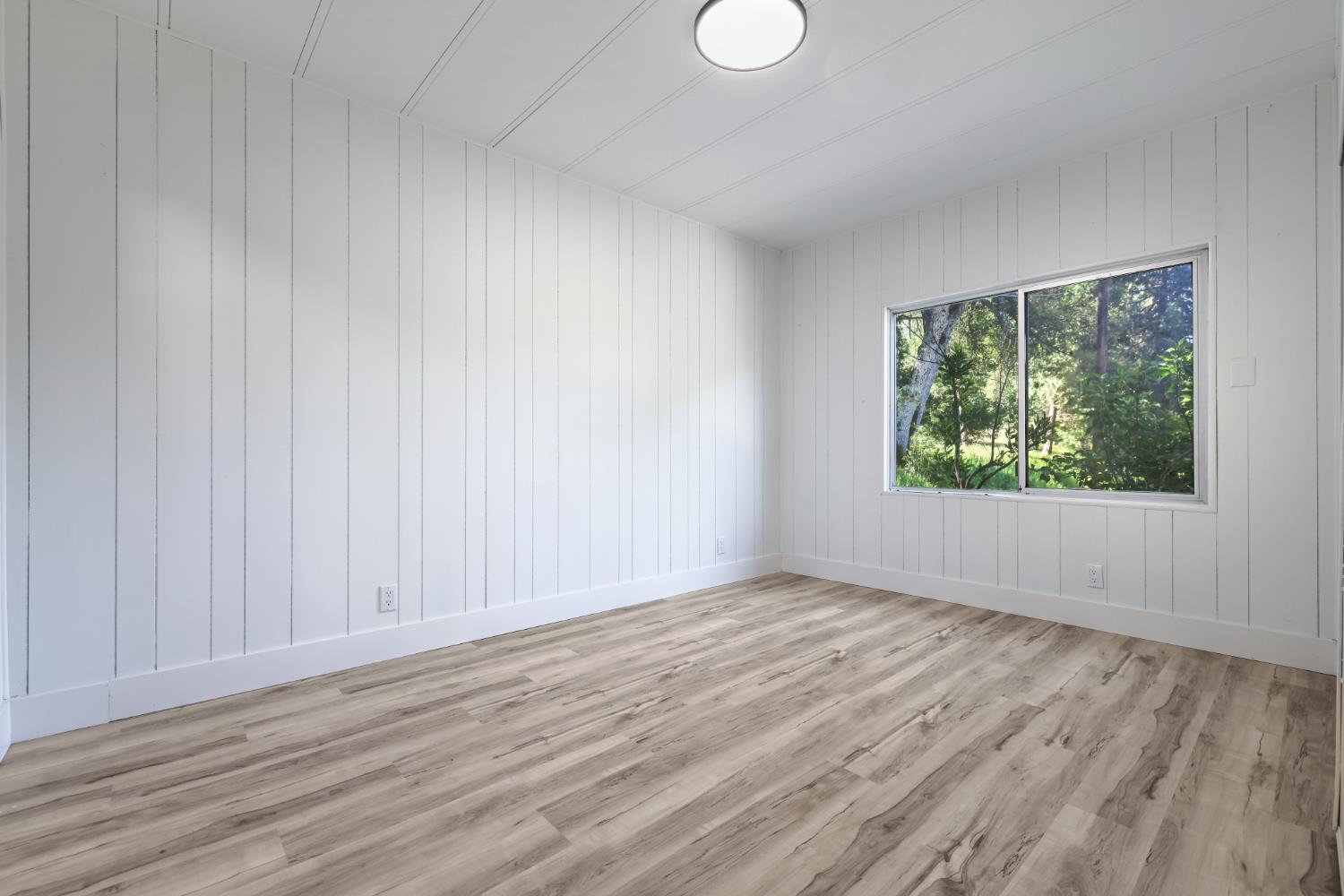 50707 Critter Creek Ln, Oakhurst, CA 93644